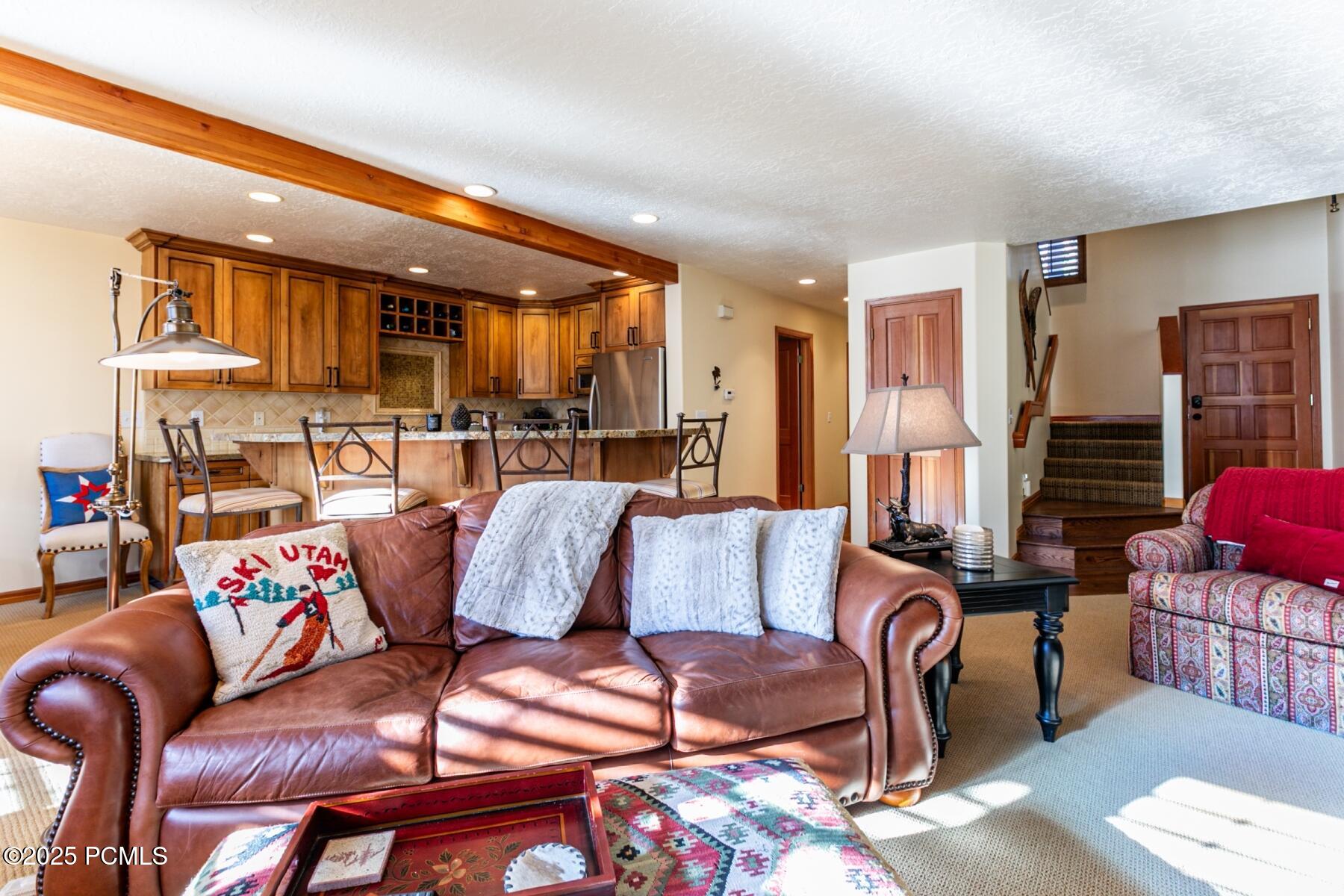 Park City, Utah 84060, United States, 2 Bedrooms Bedrooms, ,3 BathroomsBathrooms,Residential,Active,256988