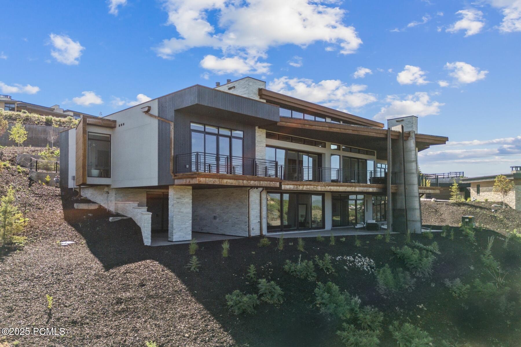 Park City, Utah 84098, United States, 4 Bedrooms Bedrooms, ,6 BathroomsBathrooms,Residential,Active,2567