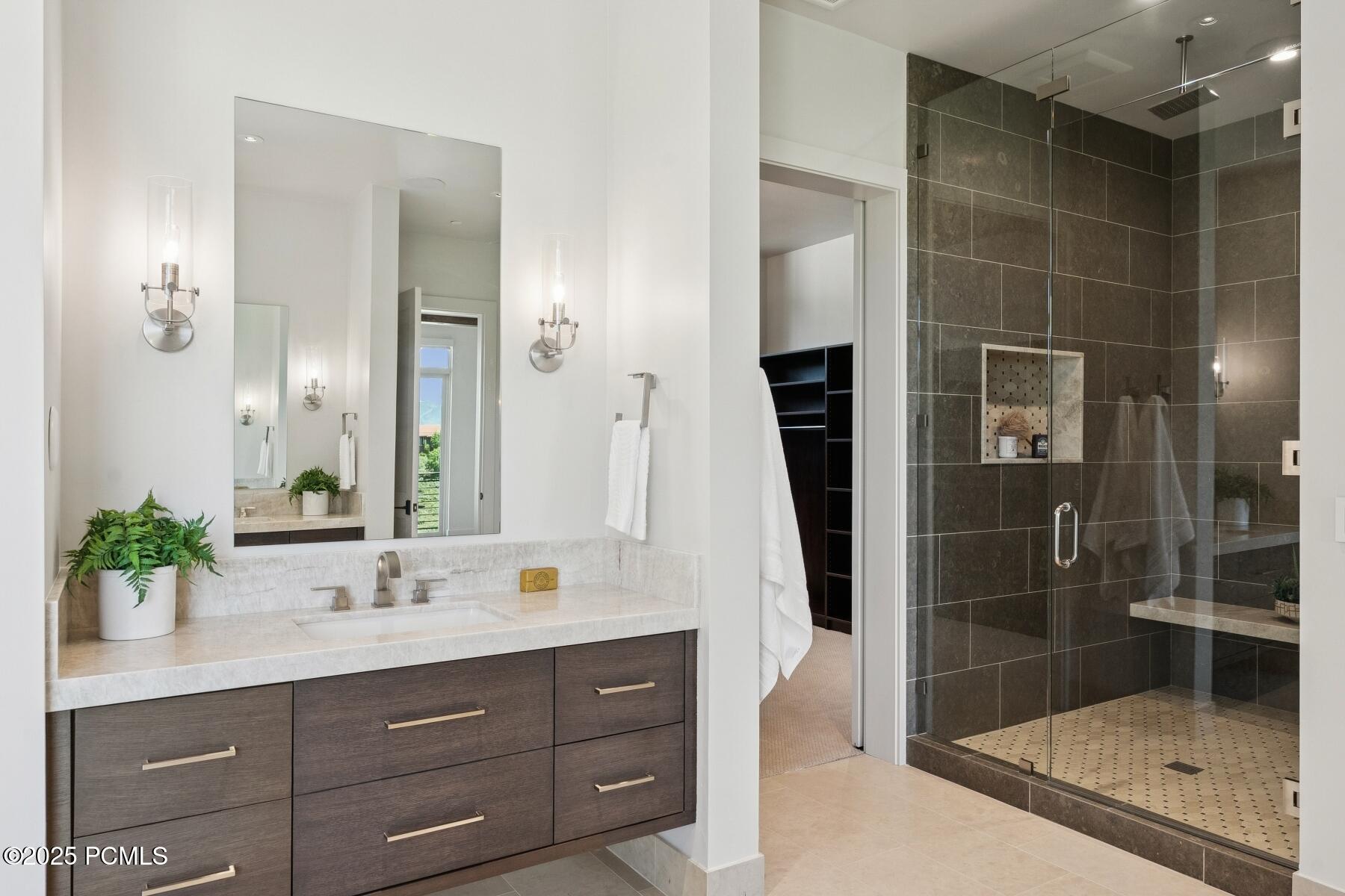 Park City, Utah 84098, United States, 4 Bedrooms Bedrooms, ,6 BathroomsBathrooms,Residential,Active,2567