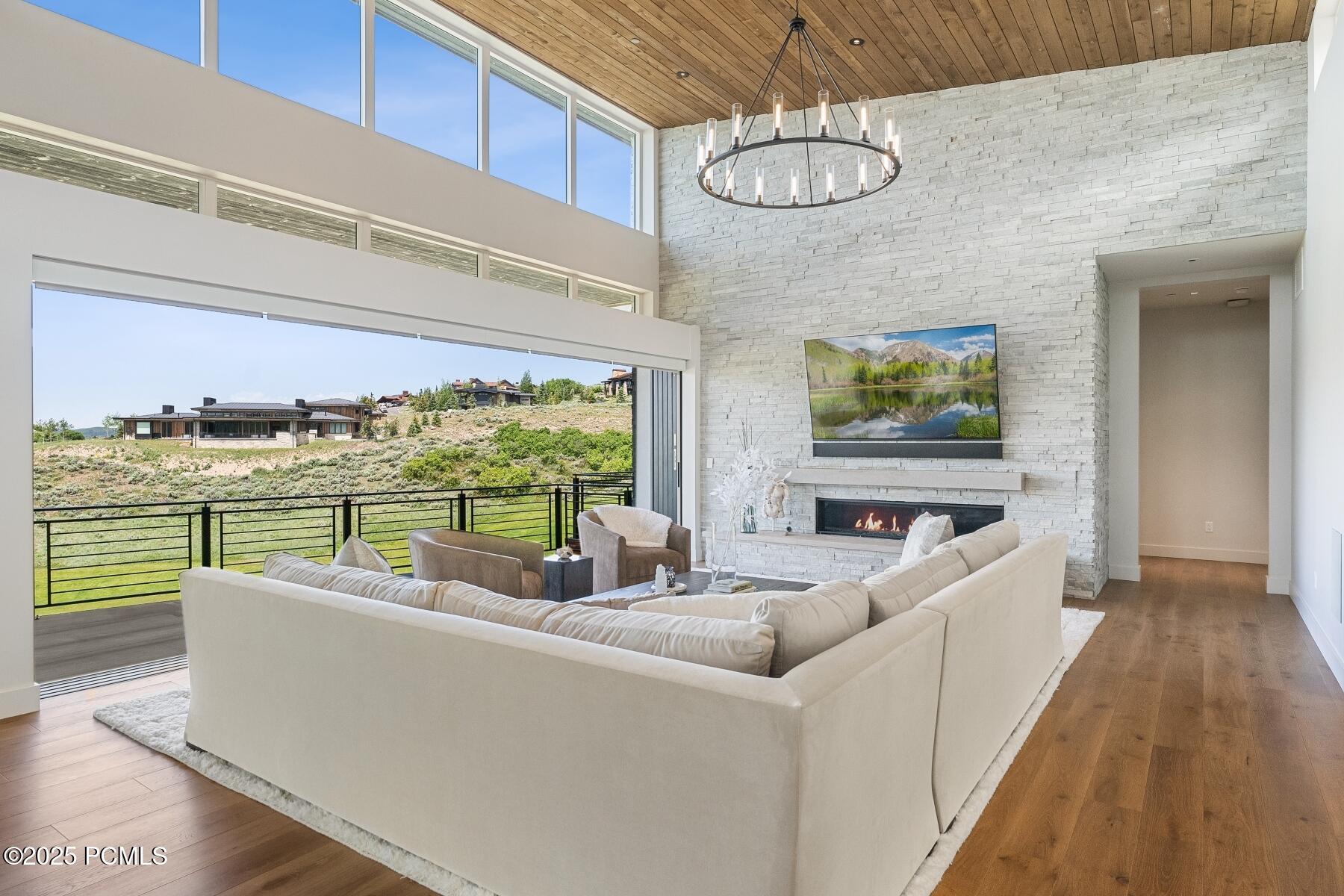 Park City, Utah 84098, United States, 4 Bedrooms Bedrooms, ,6 BathroomsBathrooms,Residential,Active,2567