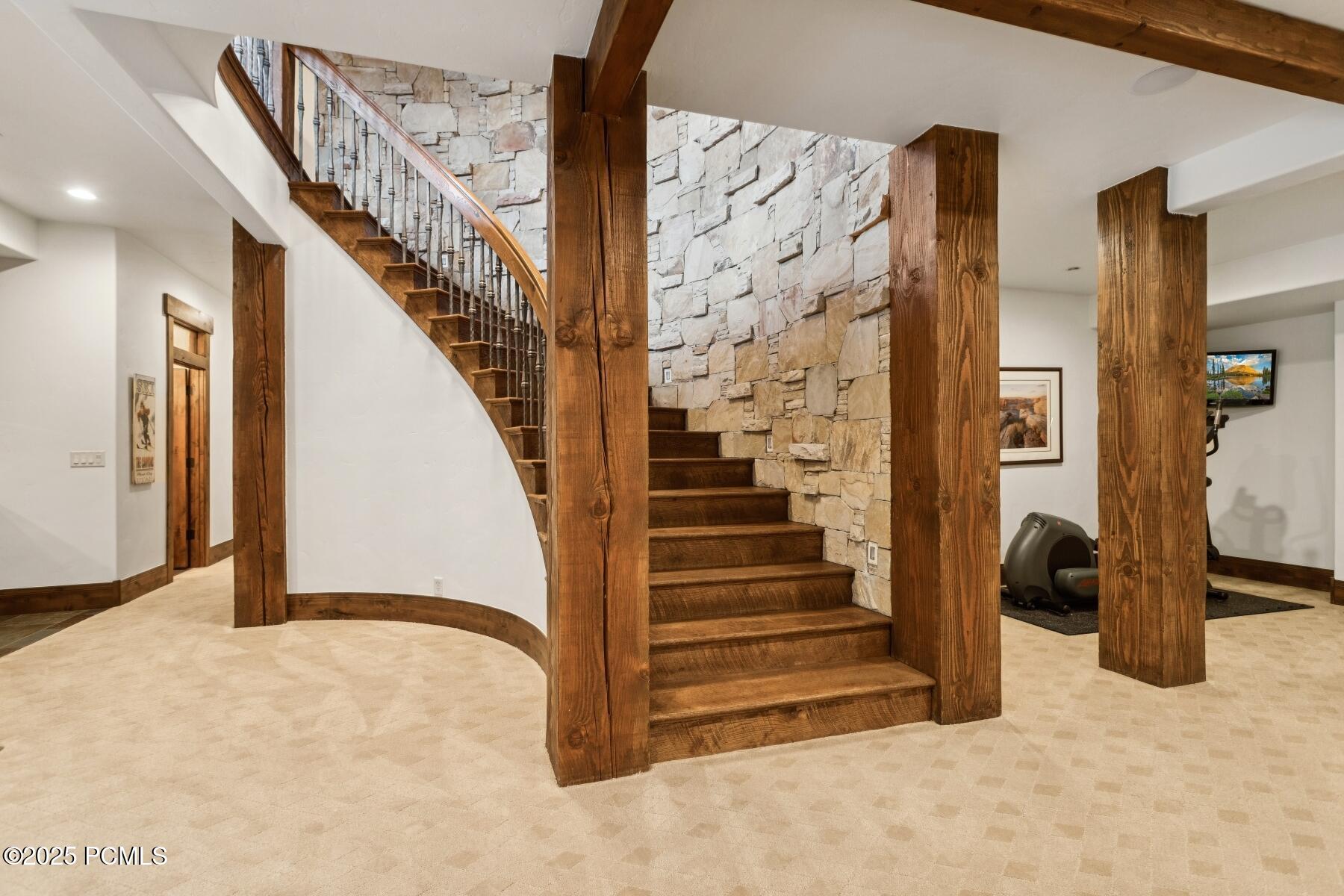 Park City, Utah 84098, United States, 5 Bedrooms Bedrooms, ,7 BathroomsBathrooms,Residential,Active,163084