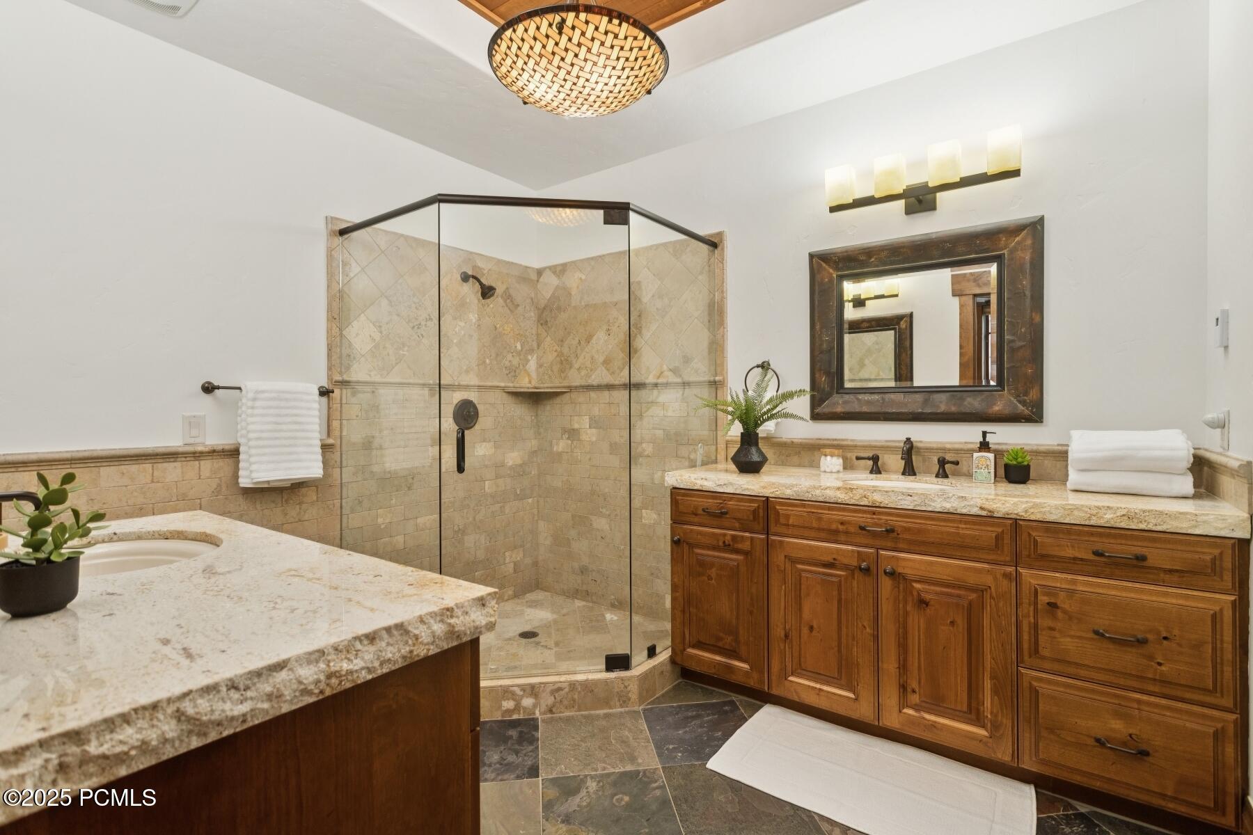 Park City, Utah 84098, United States, 5 Bedrooms Bedrooms, ,7 BathroomsBathrooms,Residential,Active,163084