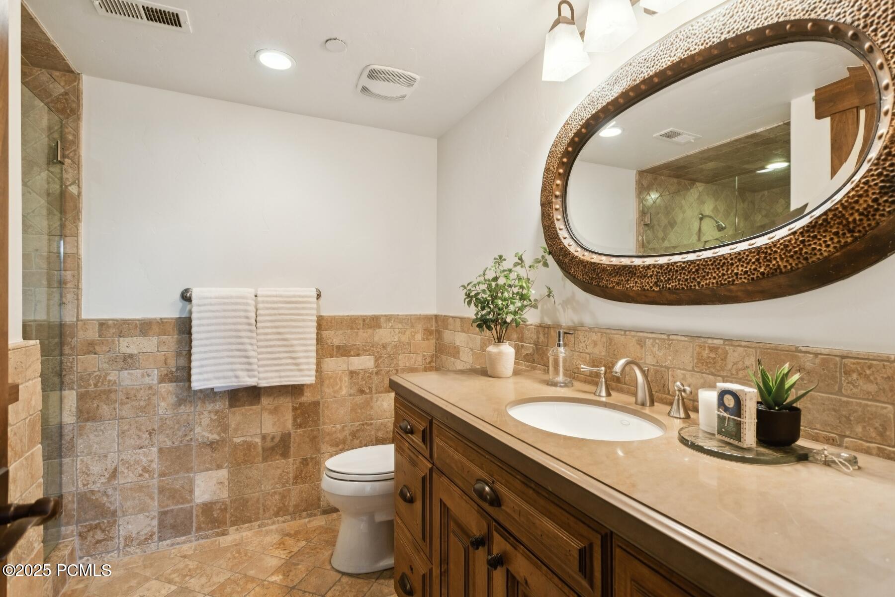 Park City, Utah 84098, United States, 5 Bedrooms Bedrooms, ,7 BathroomsBathrooms,Residential,Active,163084