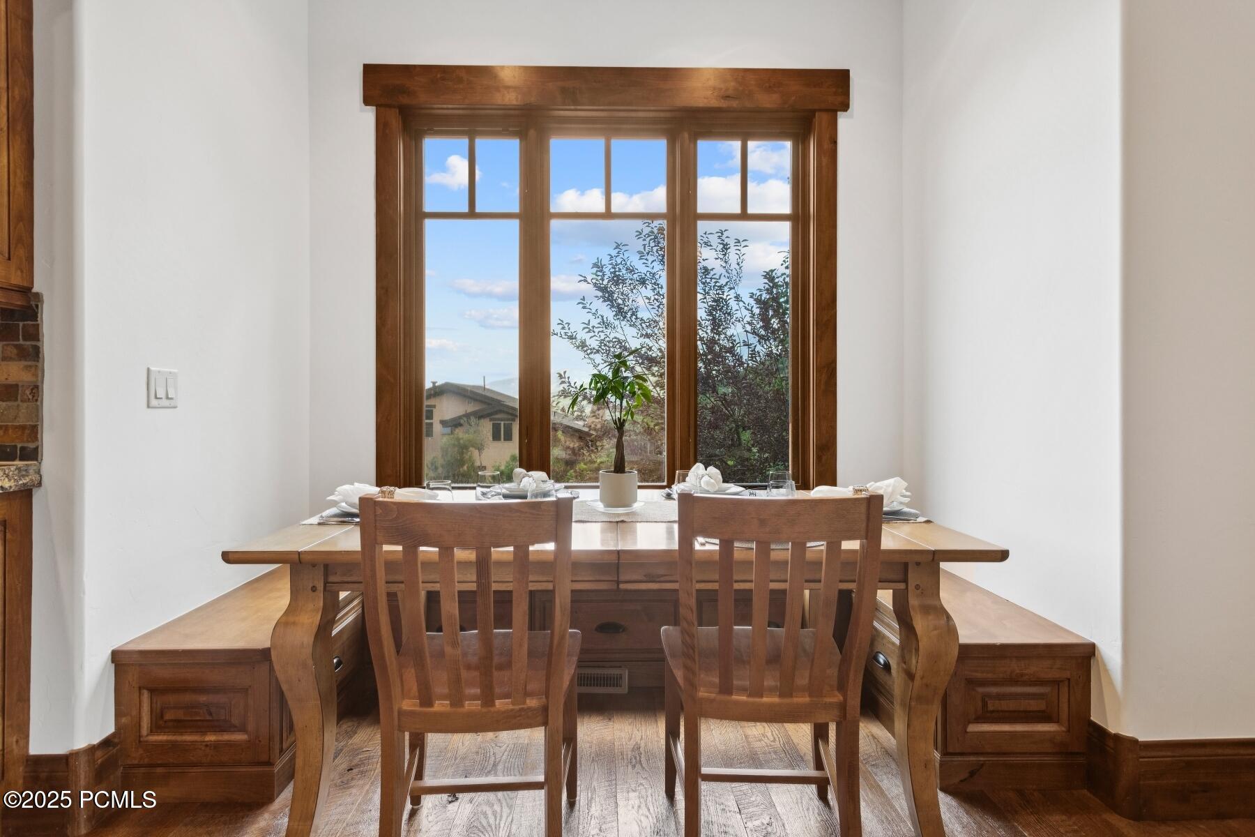 Park City, Utah 84098, United States, 5 Bedrooms Bedrooms, ,7 BathroomsBathrooms,Residential,Active,163084