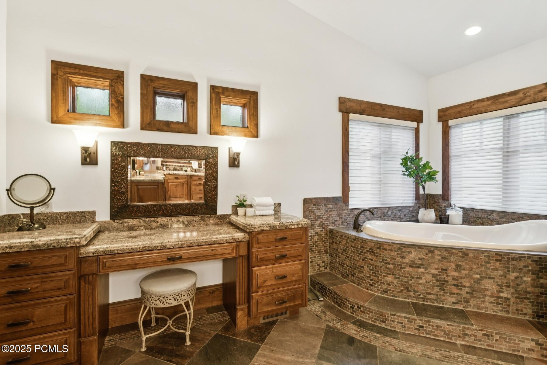 Park City, Utah 84098, United States, 5 Bedrooms Bedrooms, ,7 BathroomsBathrooms,Residential,Active,163084