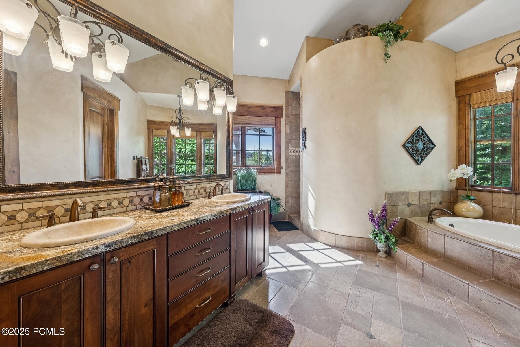 Park City, Utah 84098, United States, 6 Bedrooms Bedrooms, ,8 BathroomsBathrooms,Residential,Active,165808