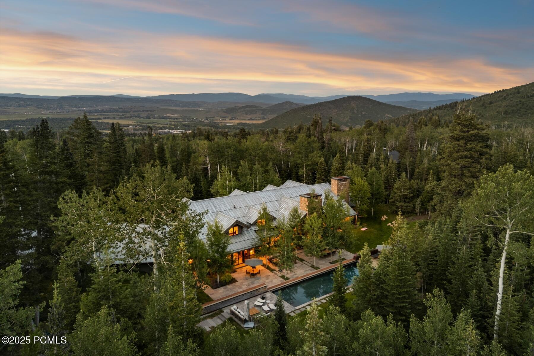 Park City, Utah 84060, United States, 6 Bedrooms Bedrooms, ,8 BathroomsBathrooms,Residential,Active,164259