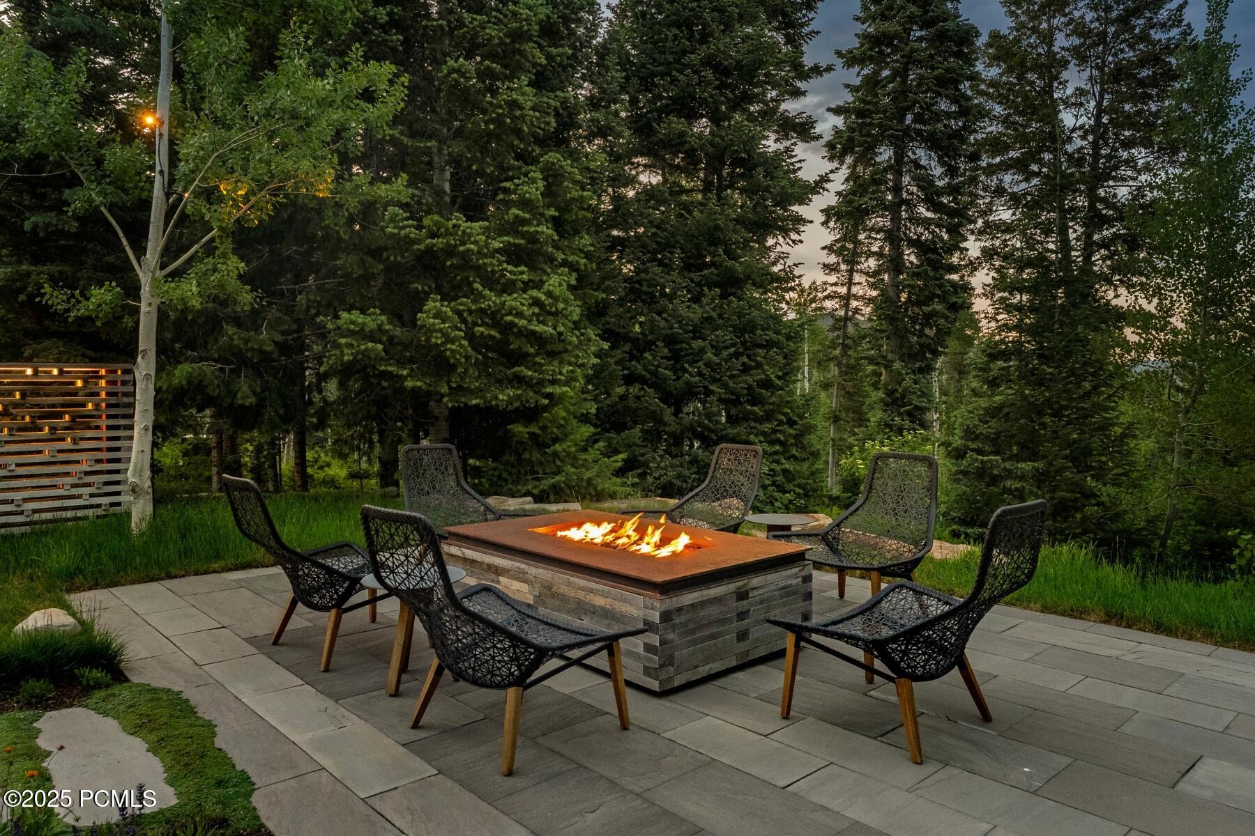 Park City, Utah 84060, United States, 6 Bedrooms Bedrooms, ,8 BathroomsBathrooms,Residential,Active,164259