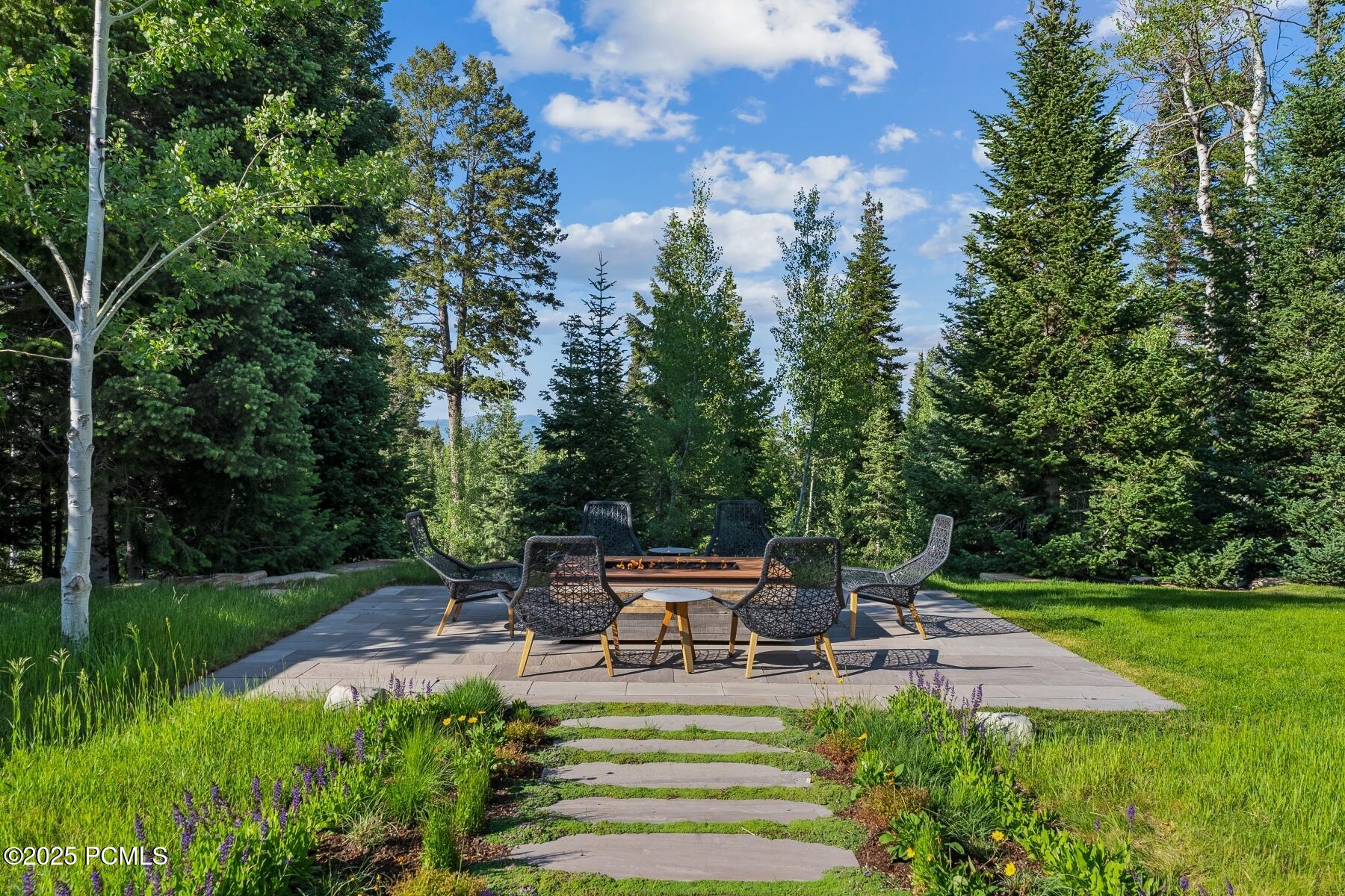 Park City, Utah 84060, United States, 6 Bedrooms Bedrooms, ,8 BathroomsBathrooms,Residential,Active,164259