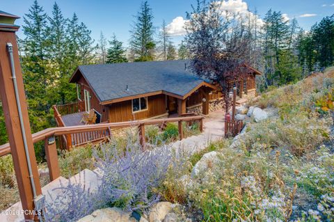Homes For Sale - 390 Matterhorn Drive<br/> Summit County, Park City, UT 84098