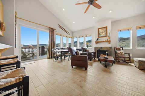 Condo For Sale - 6605 Overland Drive #APT 301<br/> Park City, UT 84098