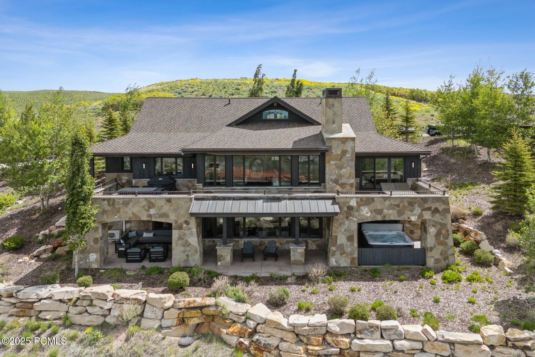 Park City, Utah 84098, United States, 4 Bedrooms Bedrooms, ,6 BathroomsBathrooms,Residential,Active,164374 Park City, Utah 84098, United States, 4 Bedrooms Bedrooms, ,6 BathroomsBathrooms,Residential,Active,164374