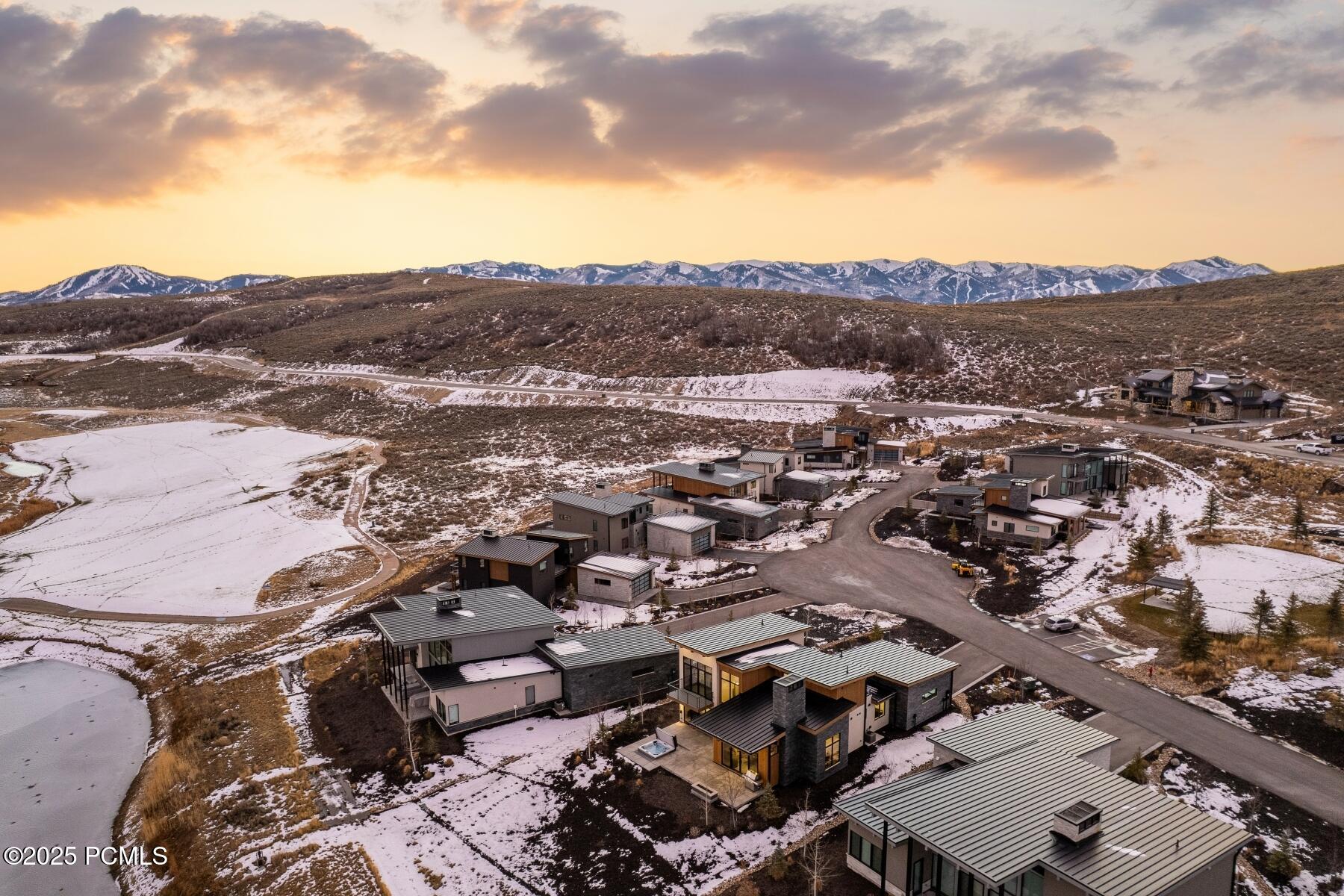 Park City, Utah 84098, United States, 3 Bedrooms Bedrooms, ,4 BathroomsBathrooms,Residential,Active,254374