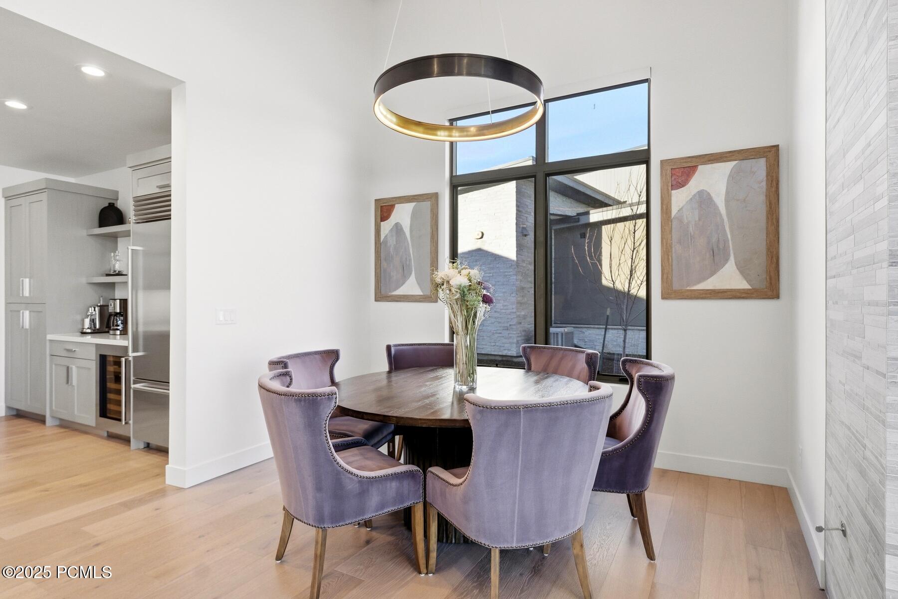 Park City, Utah 84098, United States, 3 Bedrooms Bedrooms, ,4 BathroomsBathrooms,Residential,Active,254374