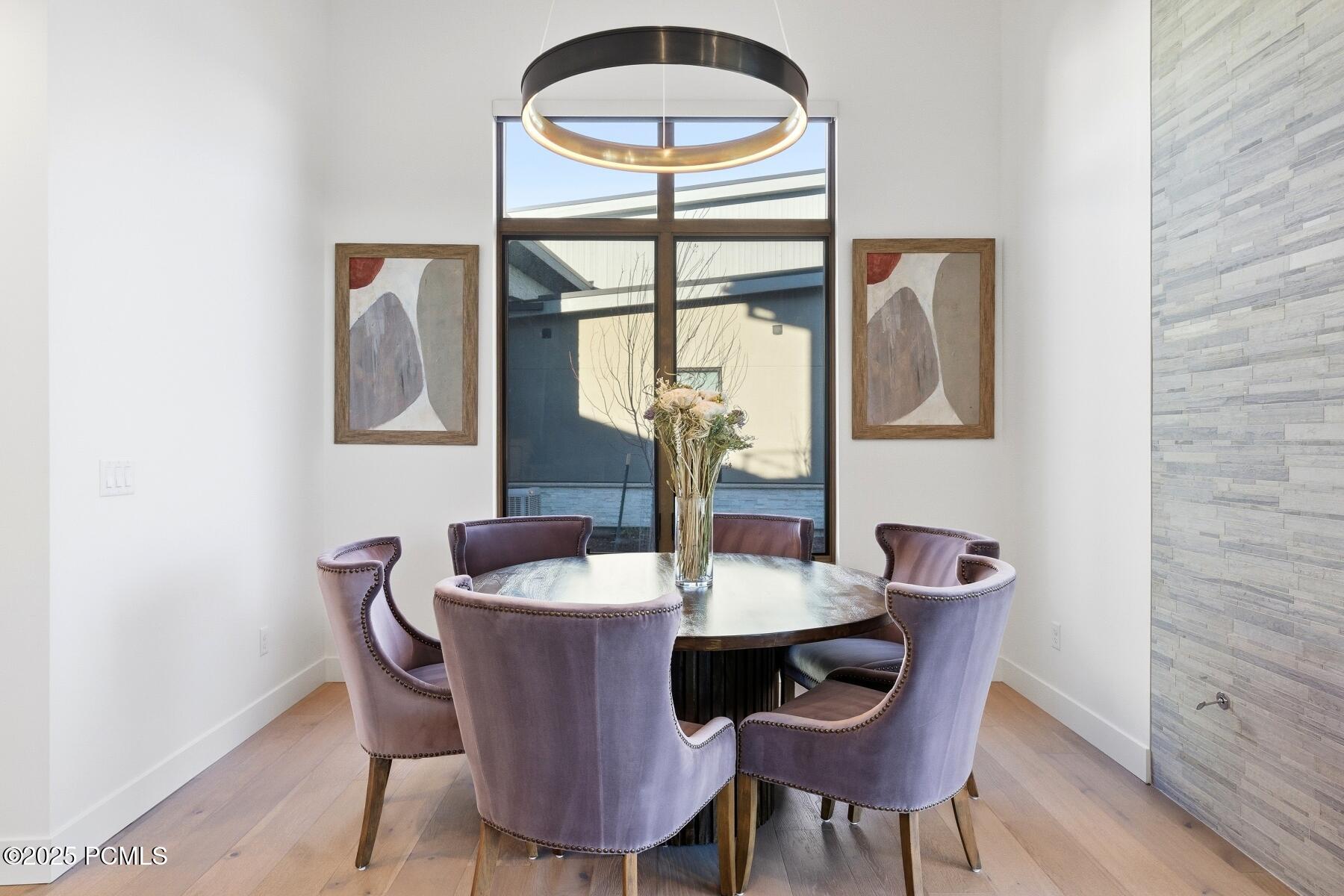 Park City, Utah 84098, United States, 3 Bedrooms Bedrooms, ,4 BathroomsBathrooms,Residential,Active,254374