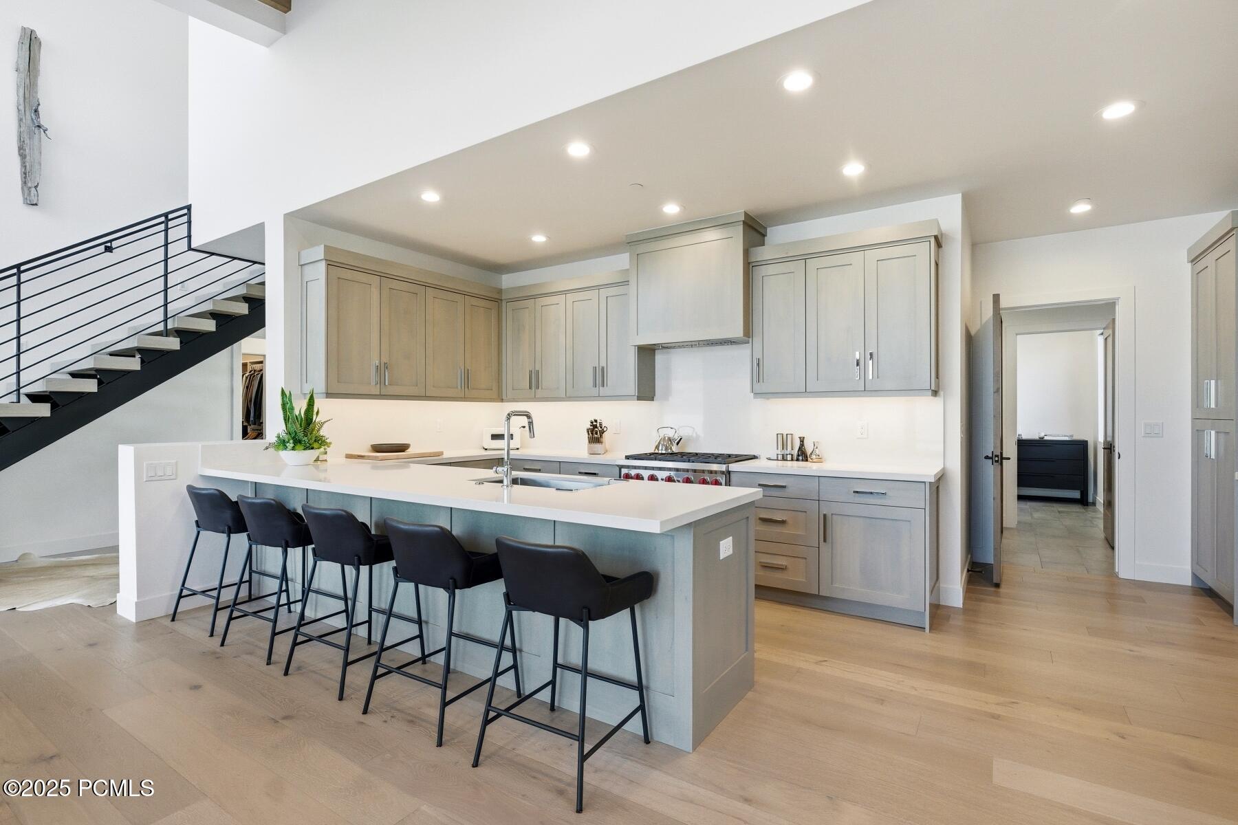 Park City, Utah 84098, United States, 3 Bedrooms Bedrooms, ,4 BathroomsBathrooms,Residential,Active,254374