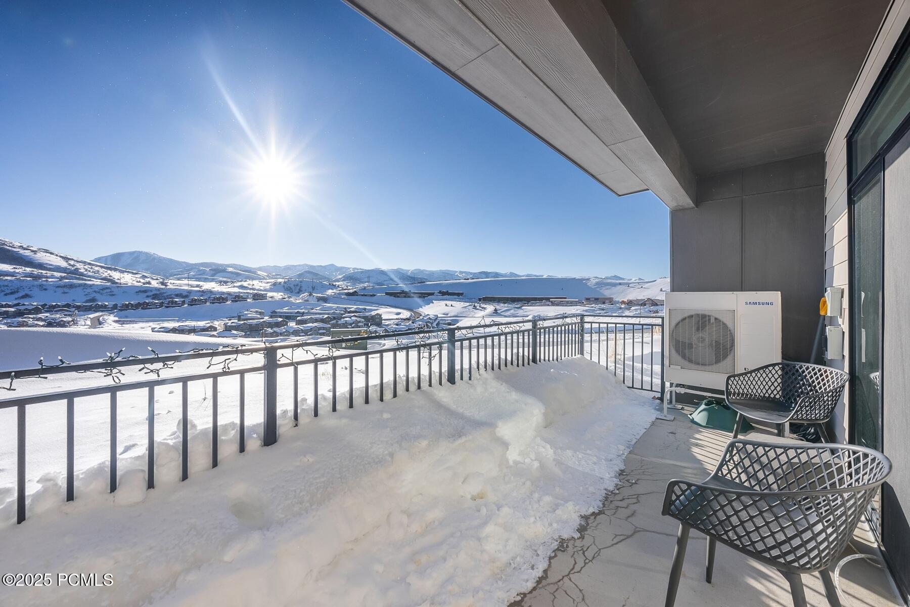 Heber City, Utah 84032, United States, 2 Bedrooms Bedrooms, ,2 BathroomsBathrooms,Residential,Active,254526