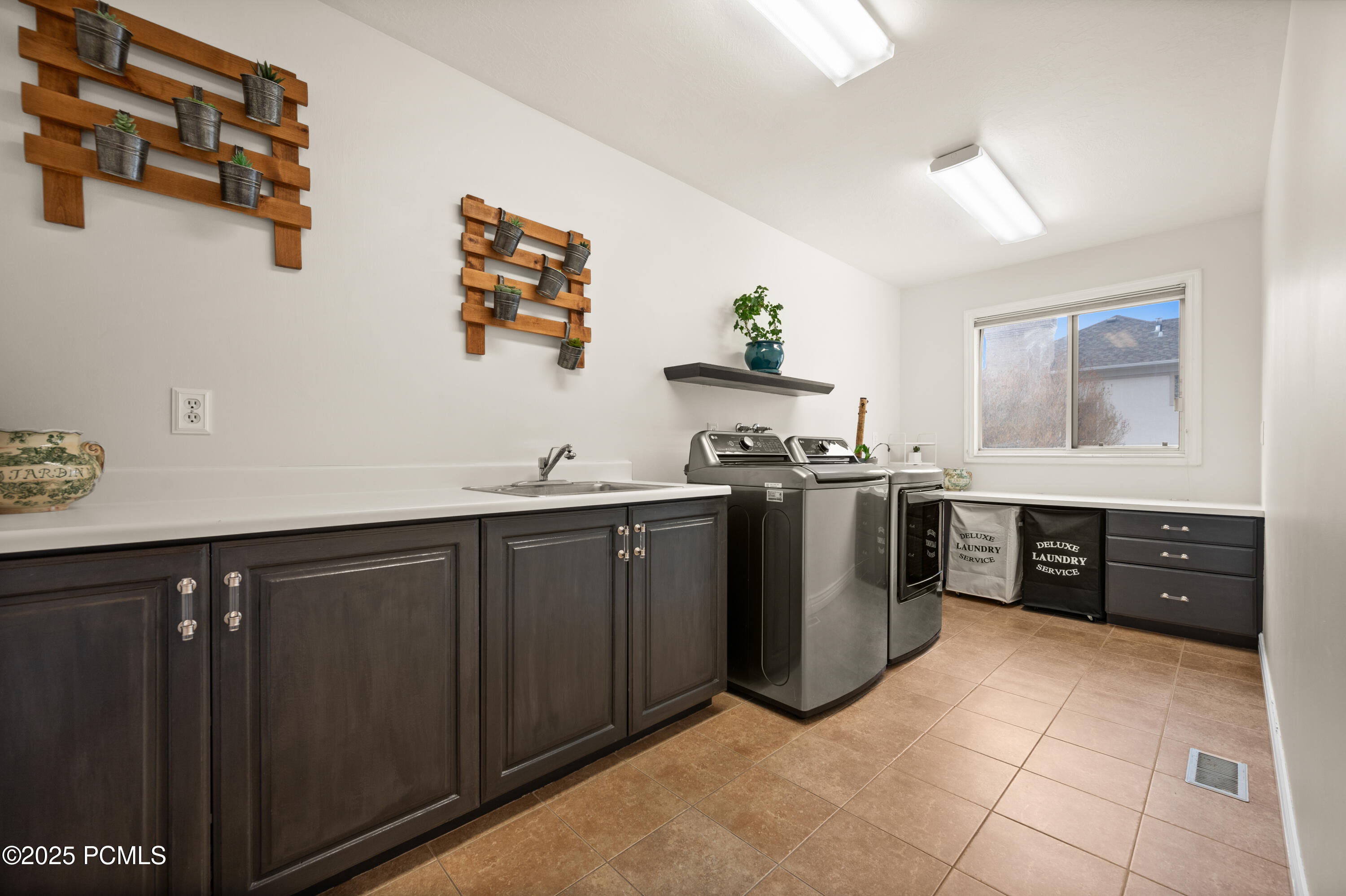 11869 S October Cove, Sandy, Utah image 7