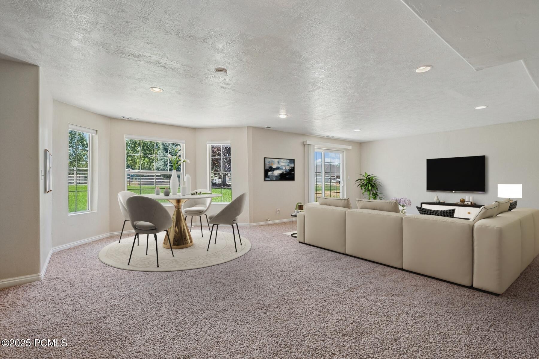 Heber City, Utah 84032, United States, 6 Bedrooms Bedrooms, ,4 BathroomsBathrooms,Residential,Active,168075