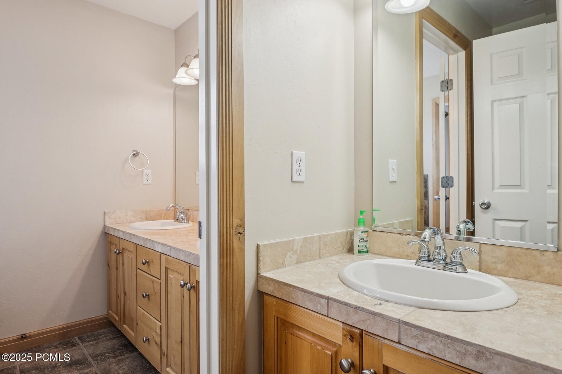 Heber City, Utah 84032, United States, 6 Bedrooms Bedrooms, ,4 BathroomsBathrooms,Residential,Active,168075