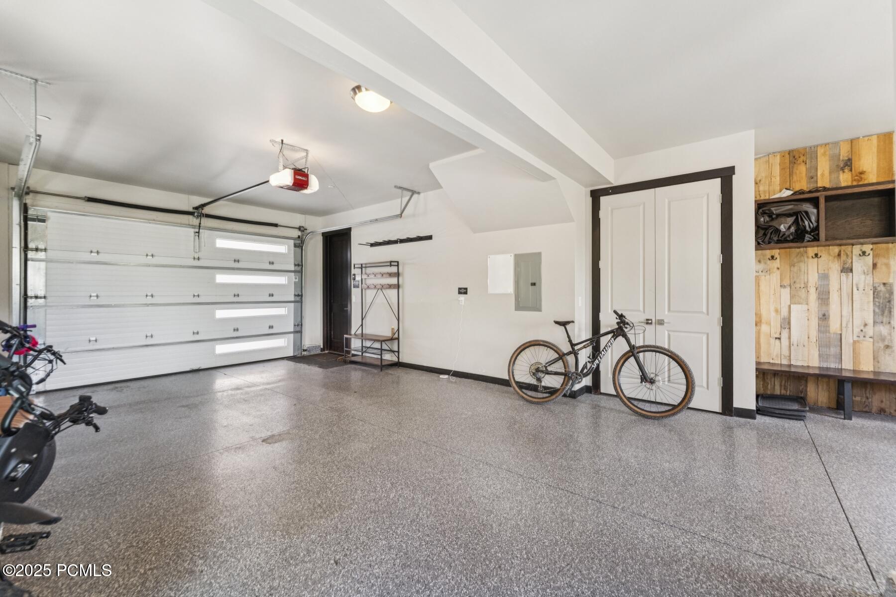 Park City, Utah 84068, United States, 6 Bedrooms Bedrooms, ,6 BathroomsBathrooms,Residential,Active,177098