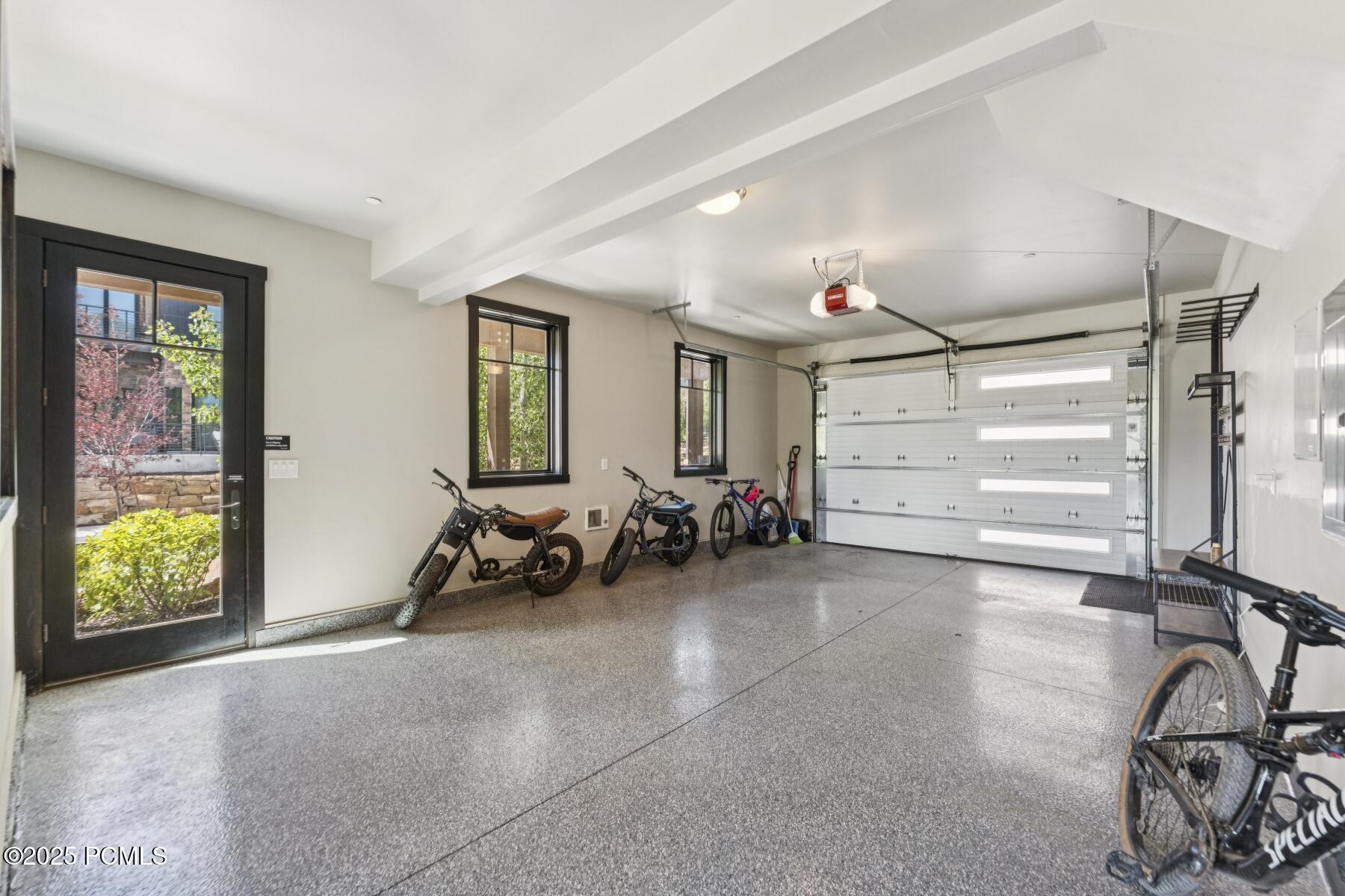 Park City, Utah 84068, United States, 6 Bedrooms Bedrooms, ,6 BathroomsBathrooms,Residential,Active,177098