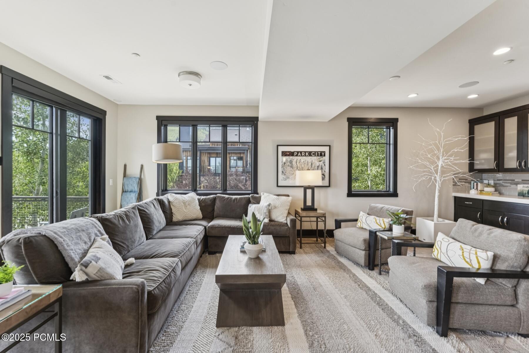 Park City, Utah 84068, United States, 6 Bedrooms Bedrooms, ,6 BathroomsBathrooms,Residential,Active,177098