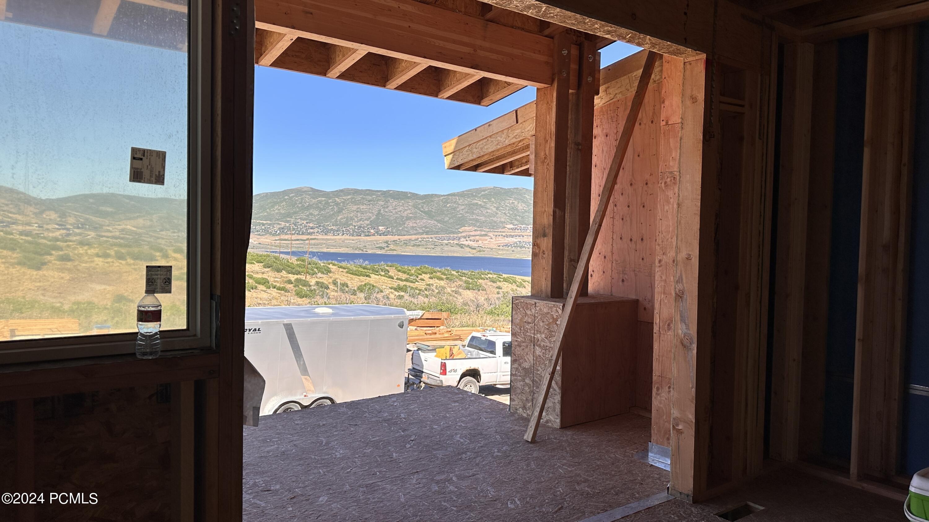 Mayflower Mountain, Utah 84032, United States, 5 Bedrooms Bedrooms, ,6 BathroomsBathrooms,Residential,Pending,58816