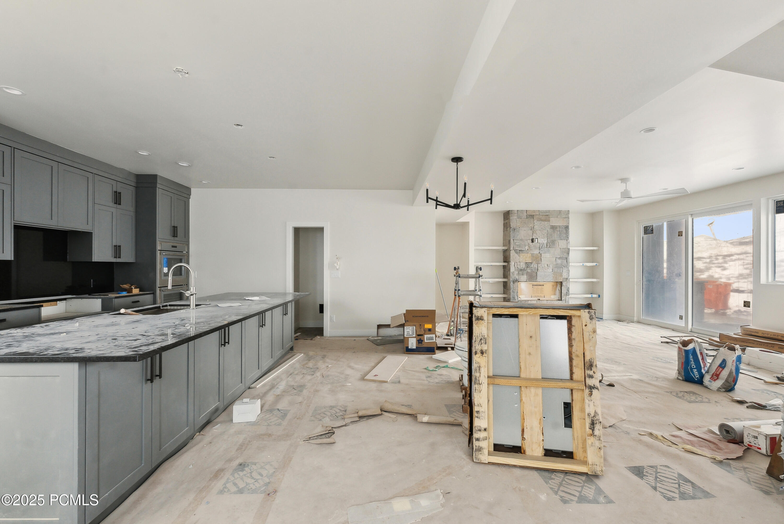 Mayflower Mountain, Utah 84032, United States, 5 Bedrooms Bedrooms, ,6 BathroomsBathrooms,Residential,Pending,58816