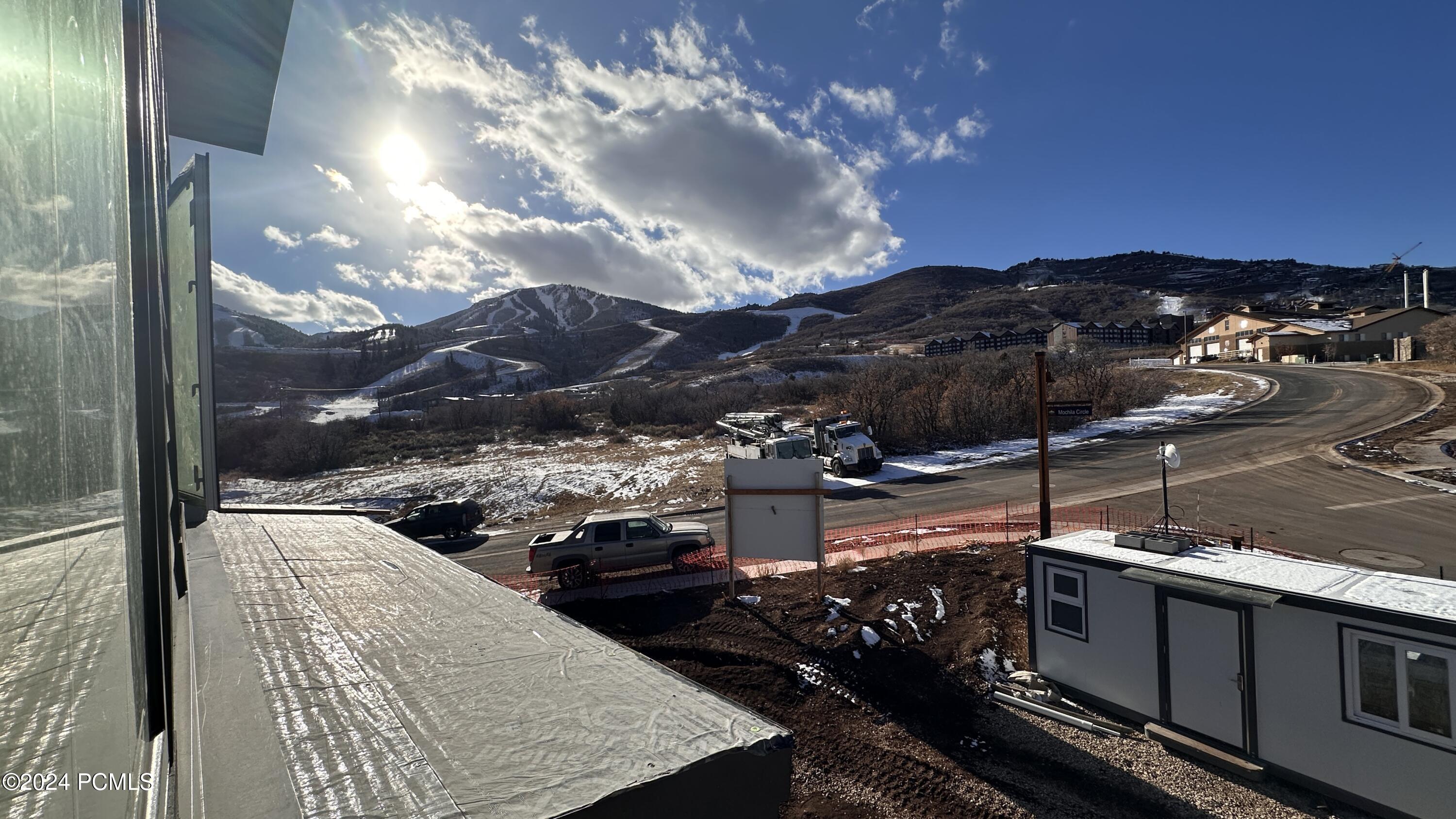 Mayflower Mountain, Utah 84032, United States, 5 Bedrooms Bedrooms, ,6 BathroomsBathrooms,Residential,Pending,58816