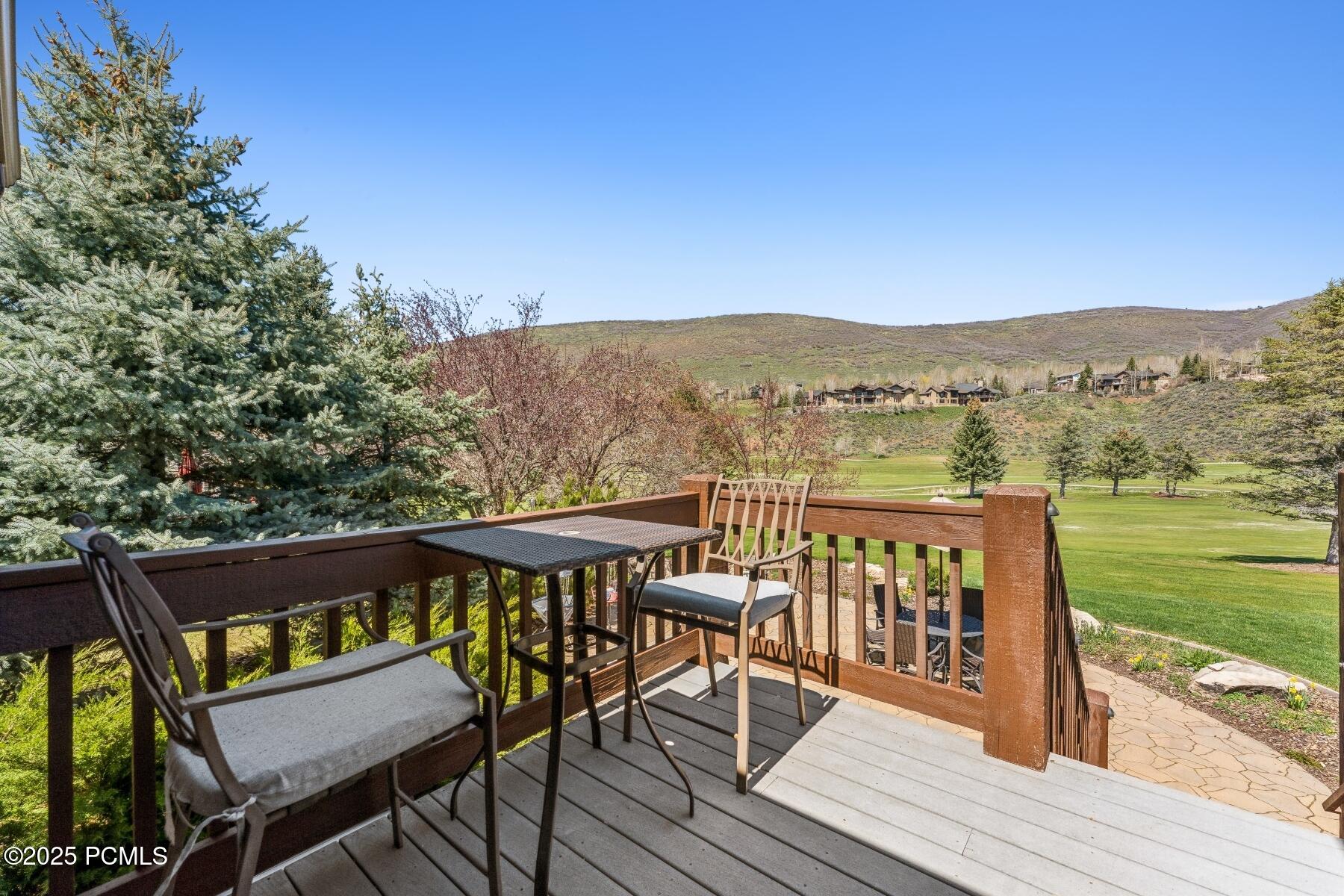 Park City, Utah 84098, United States, 5 Bedrooms Bedrooms, ,4 BathroomsBathrooms,Residential,Pending,123441