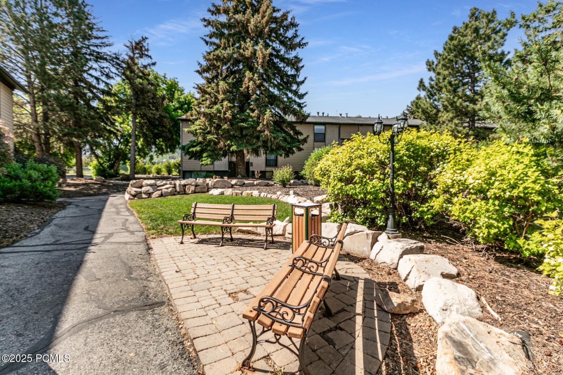 Park City, Utah 84060, United States, 2 Bedrooms Bedrooms, ,2 BathroomsBathrooms,Residential,Pending,158765