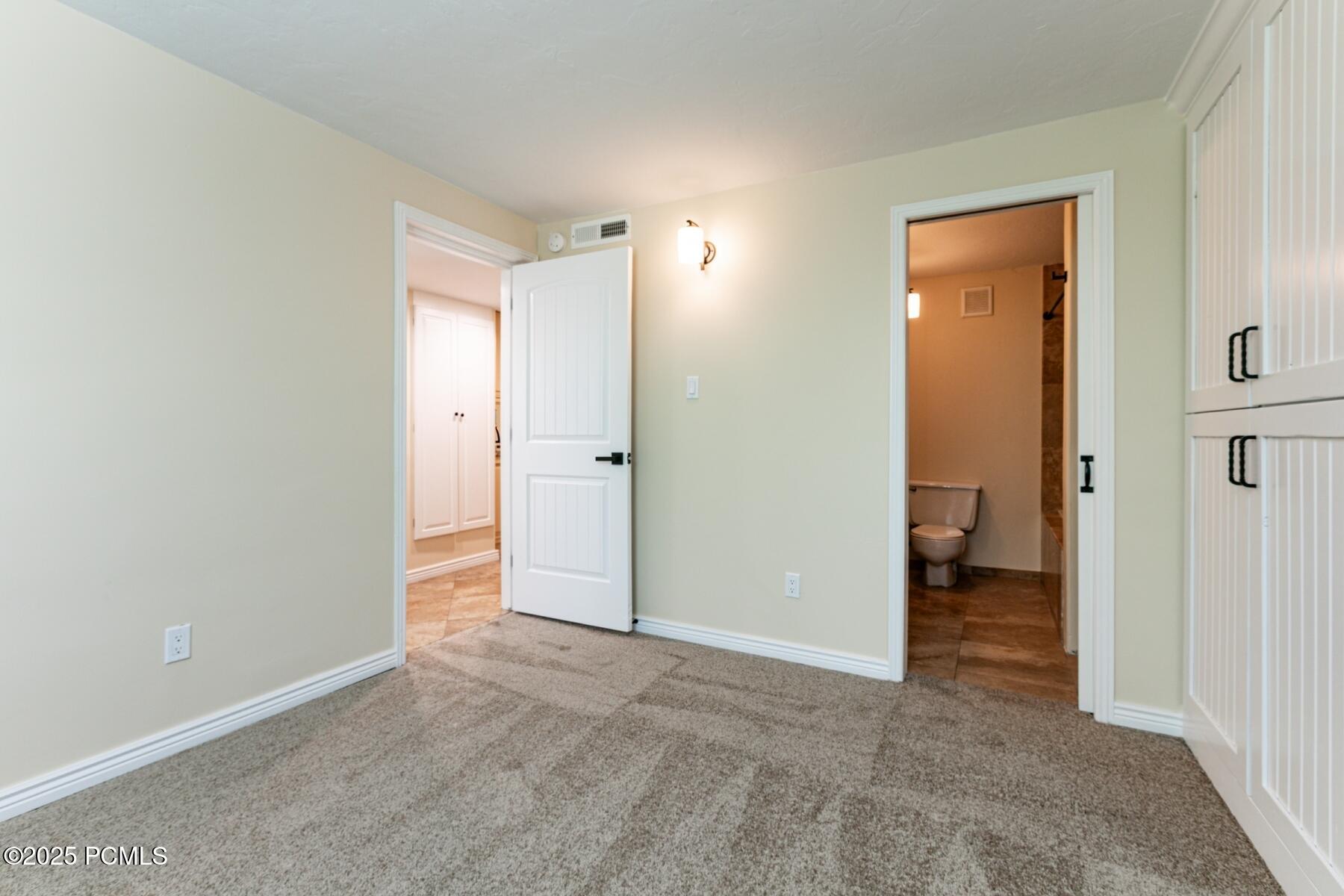 Park City, Utah 84060, United States, 2 Bedrooms Bedrooms, ,2 BathroomsBathrooms,Residential,Pending,158765