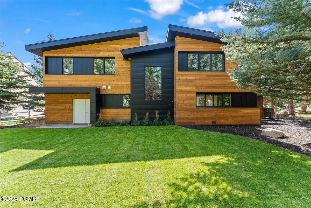 Park City, Utah 84060, United States, 4 Bedrooms Bedrooms, ,5 BathroomsBathrooms,Residential,Pending,52807