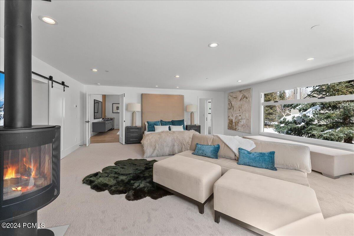 Park City, Utah 84060, United States, 4 Bedrooms Bedrooms, ,5 BathroomsBathrooms,Residential,Pending,52807