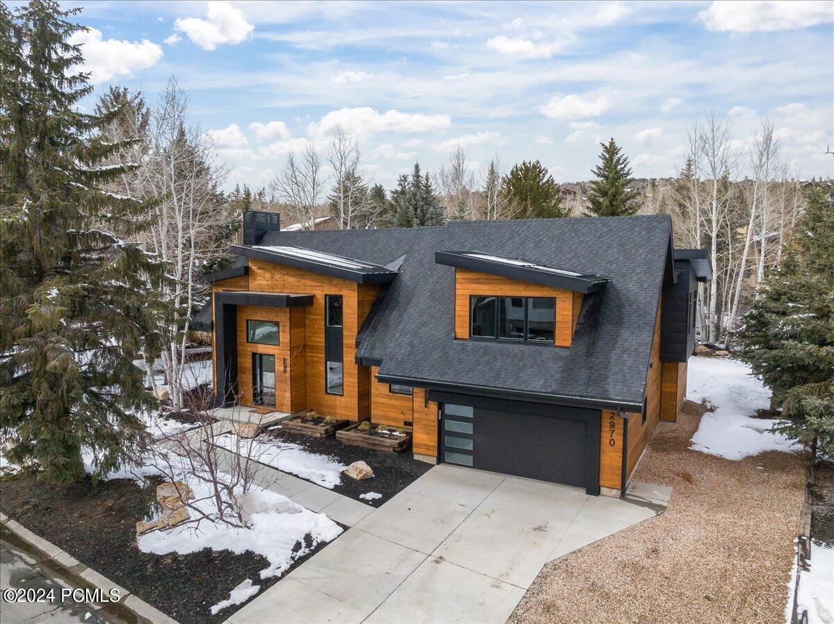 Park City, Utah 84060, United States, 4 Bedrooms Bedrooms, ,5 BathroomsBathrooms,Residential,Pending,52807