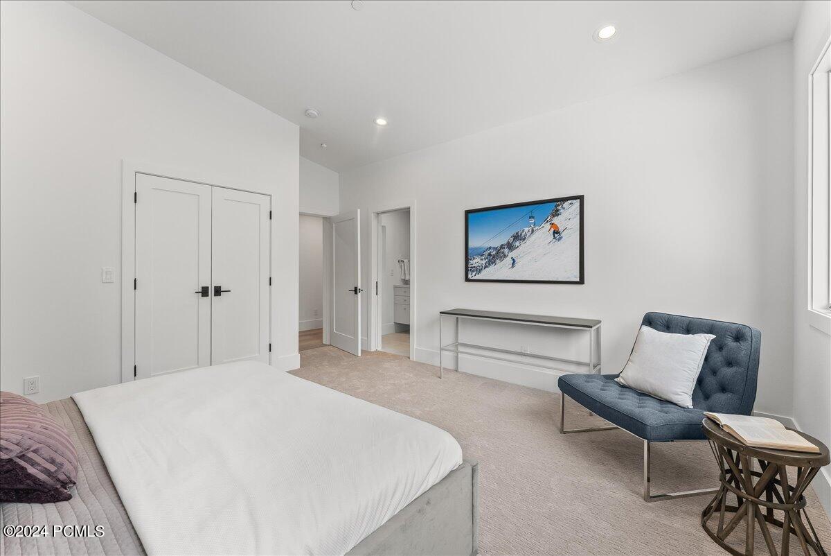 Park City, Utah 84060, United States, 4 Bedrooms Bedrooms, ,5 BathroomsBathrooms,Residential,Pending,52807