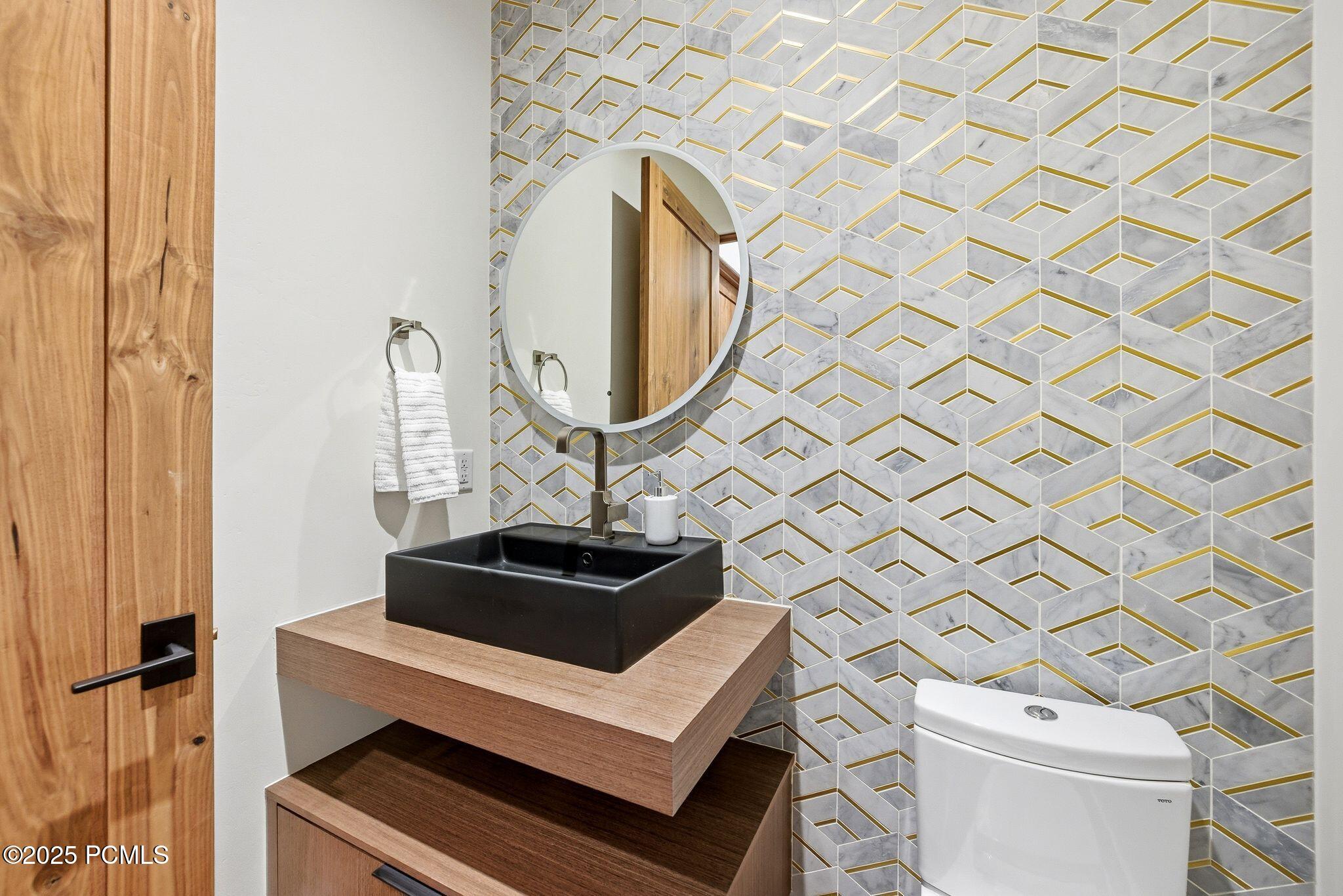 Heber City, Utah 84032, United States, 5 Bedrooms Bedrooms, ,7 BathroomsBathrooms,Residential,Active,250326