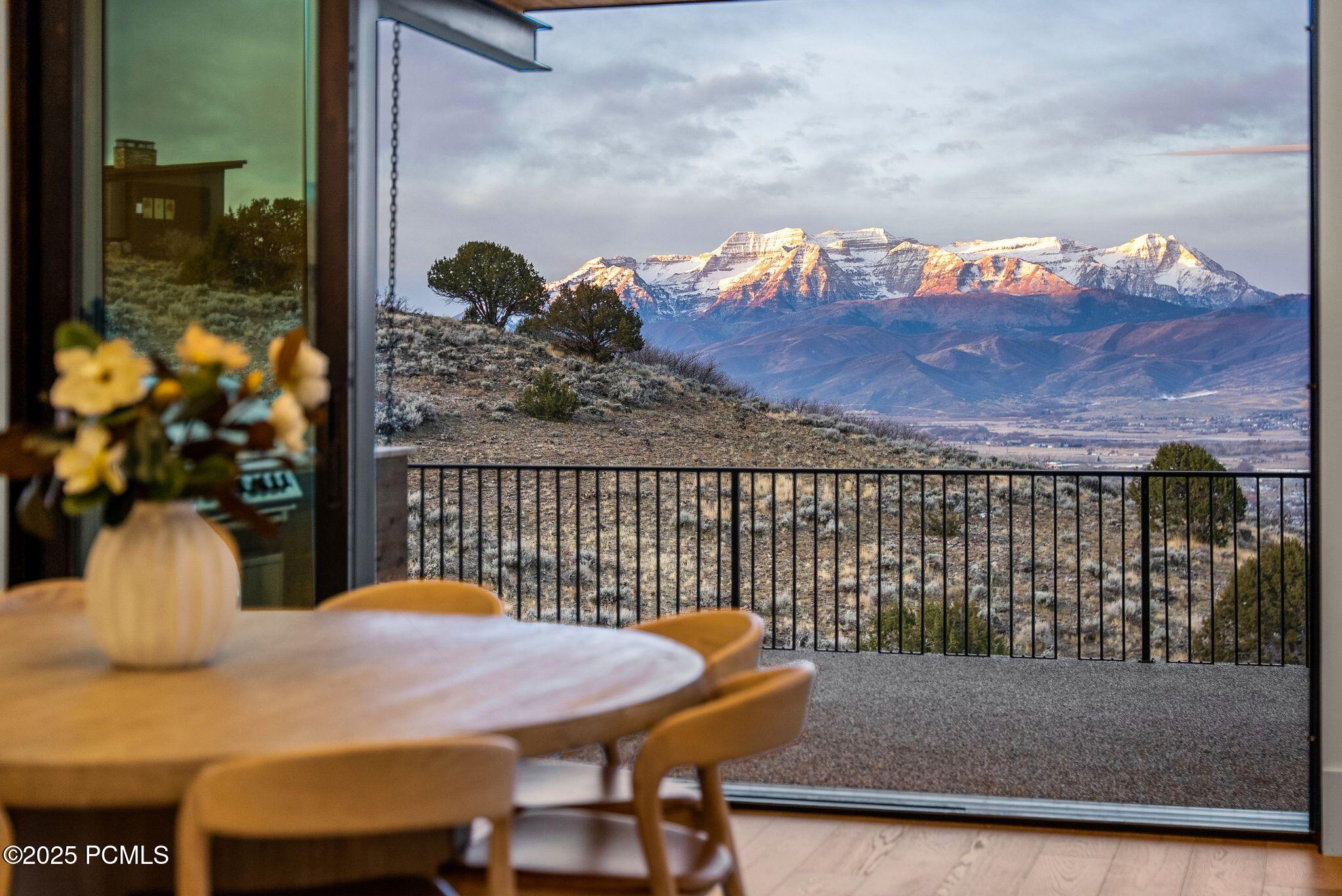 Heber City, Utah 84032, United States, 5 Bedrooms Bedrooms, ,7 BathroomsBathrooms,Residential,Active,250326