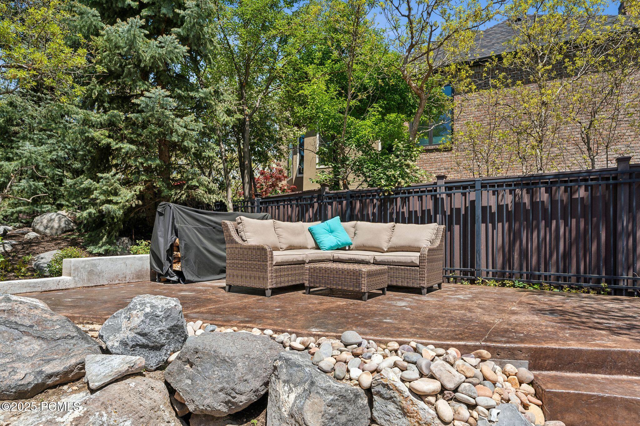 1 Cross Hill Lane, Sandy, Utah image 6