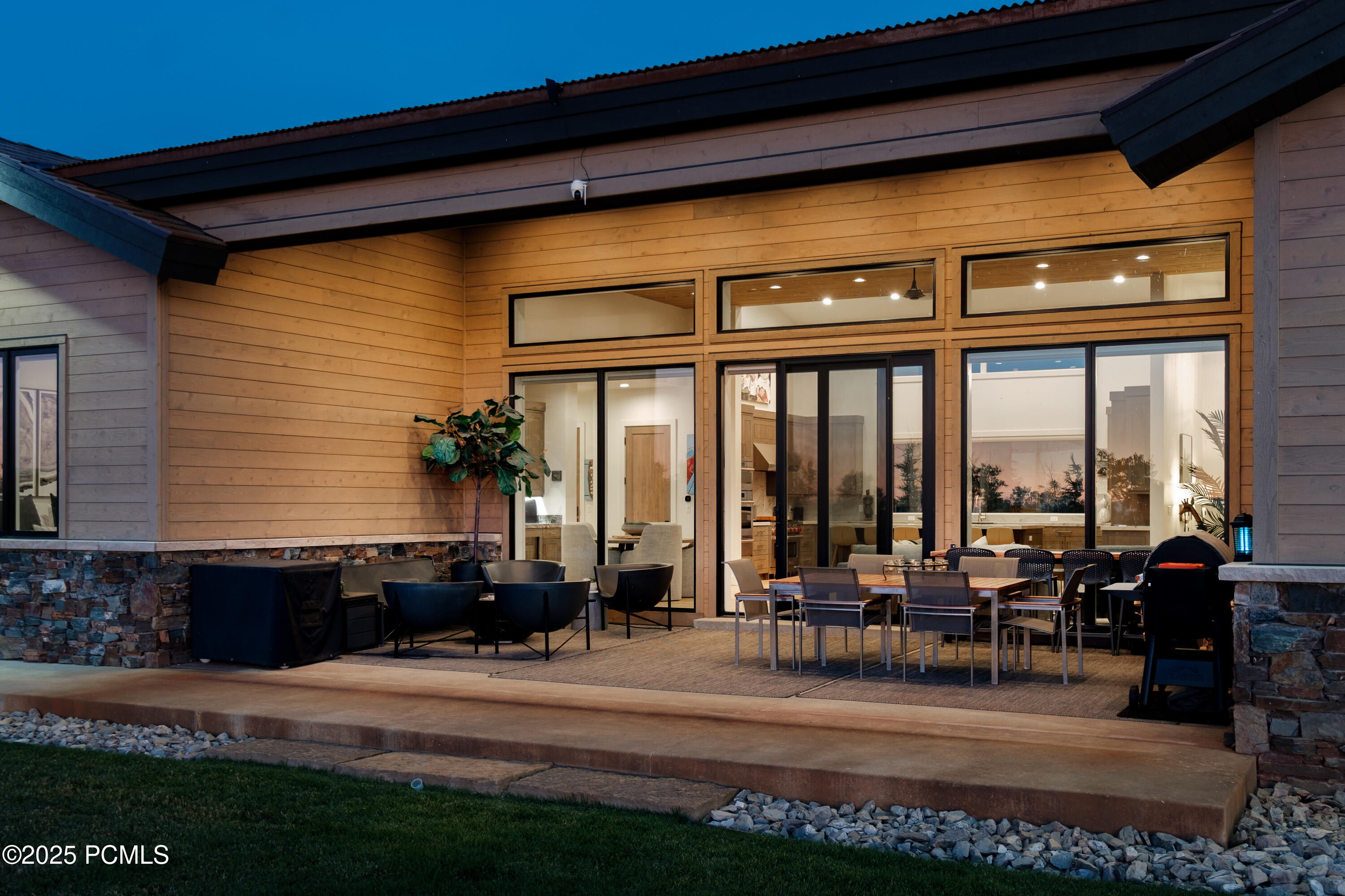 Heber City, Utah 84032, United States, 4 Bedrooms Bedrooms, ,4 BathroomsBathrooms,Residential,Active,192272