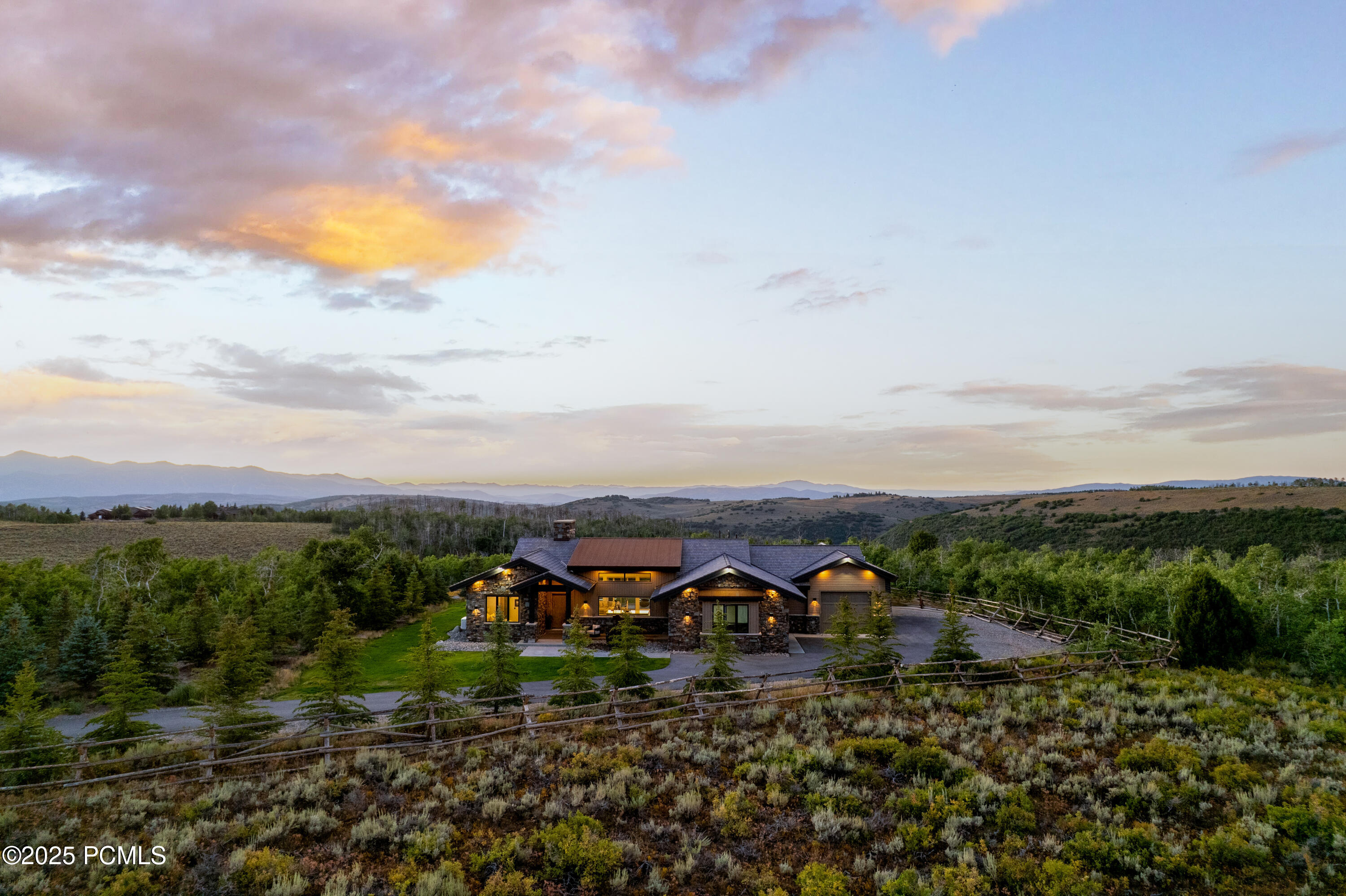 Heber City, Utah 84032, United States, 4 Bedrooms Bedrooms, ,4 BathroomsBathrooms,Residential,Active,192272