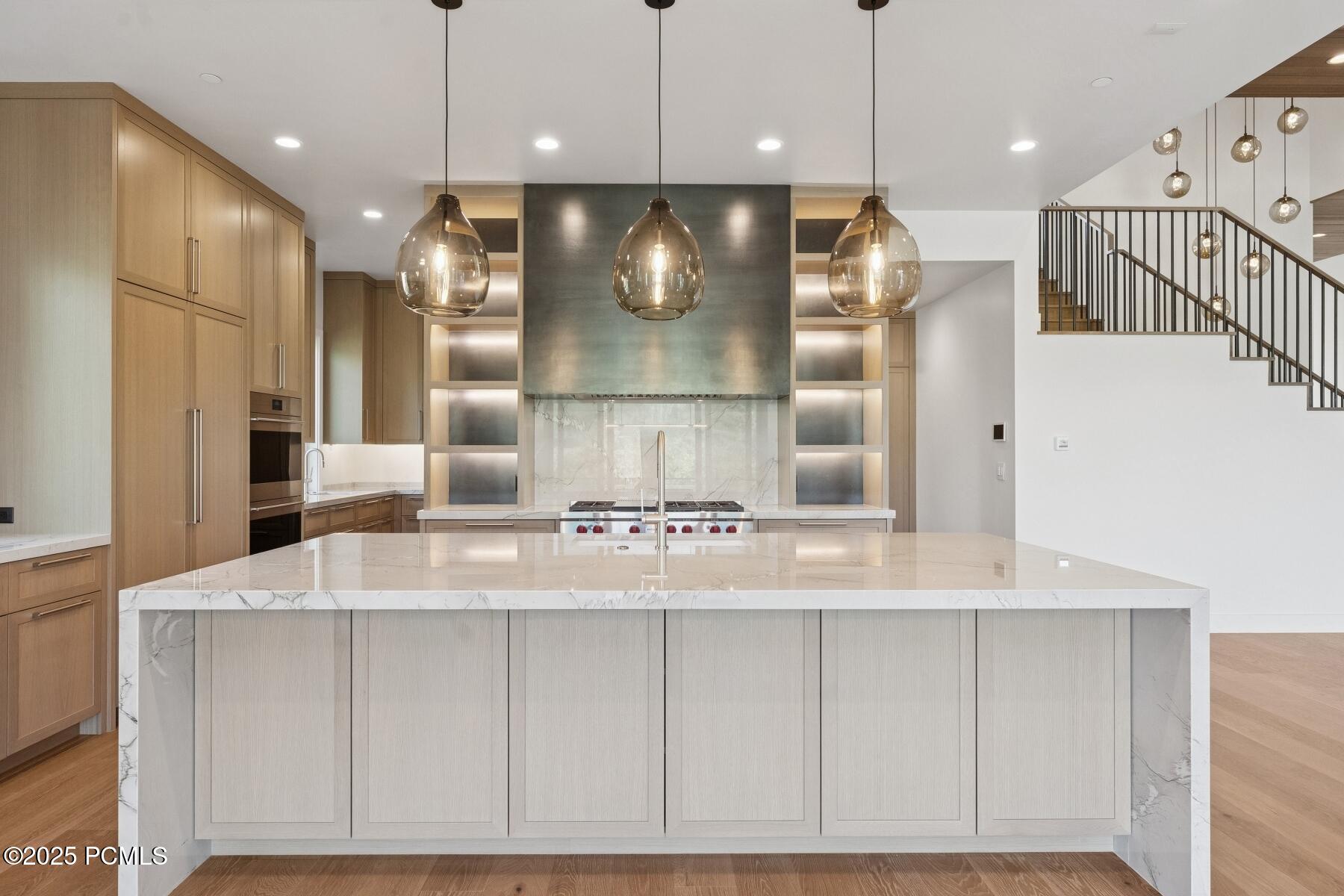 Park City, Utah 84060, United States, 6 Bedrooms Bedrooms, ,7 BathroomsBathrooms,Residential,Active,194819