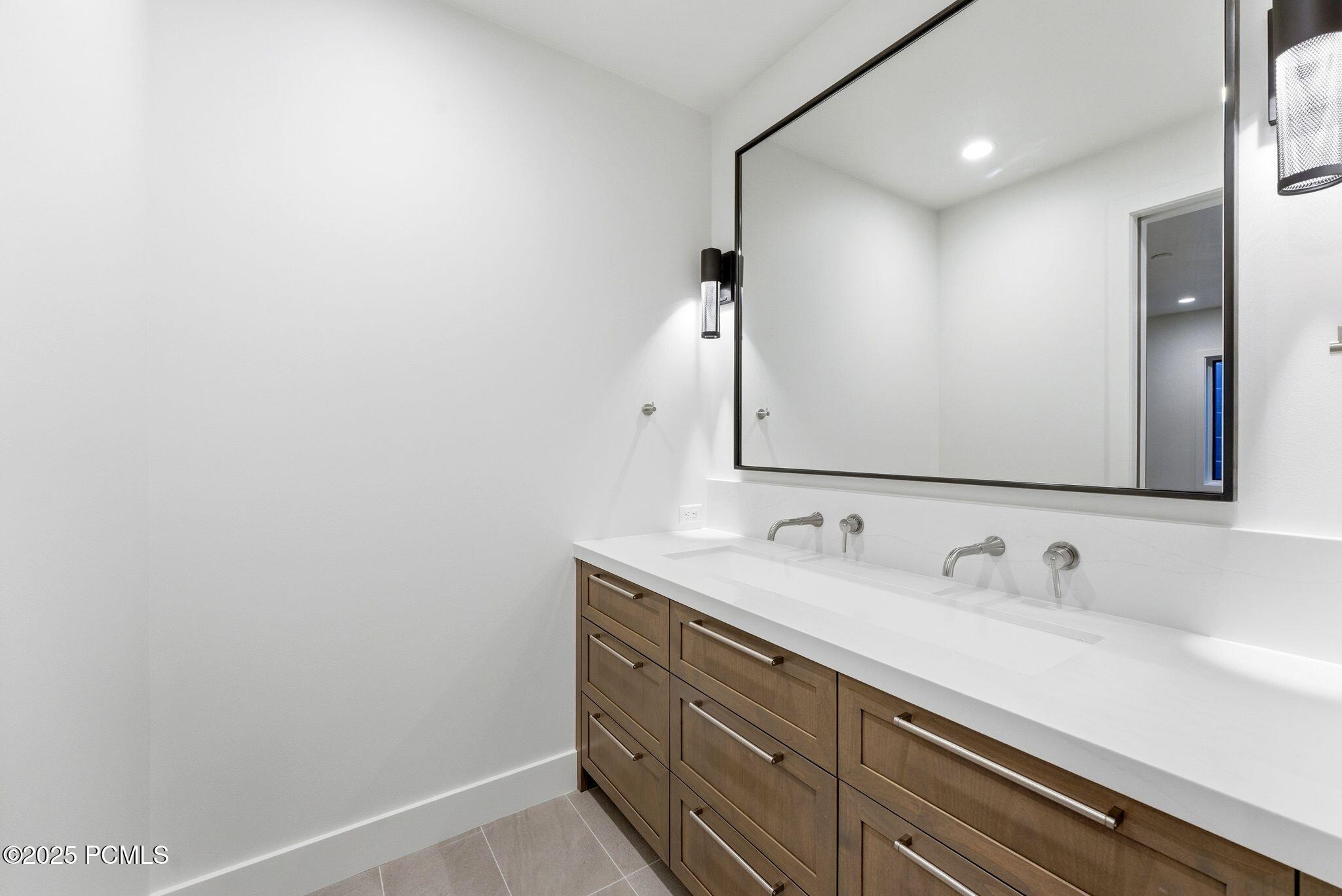 Park City, Utah 84060, United States, 6 Bedrooms Bedrooms, ,7 BathroomsBathrooms,Residential,Active,194819