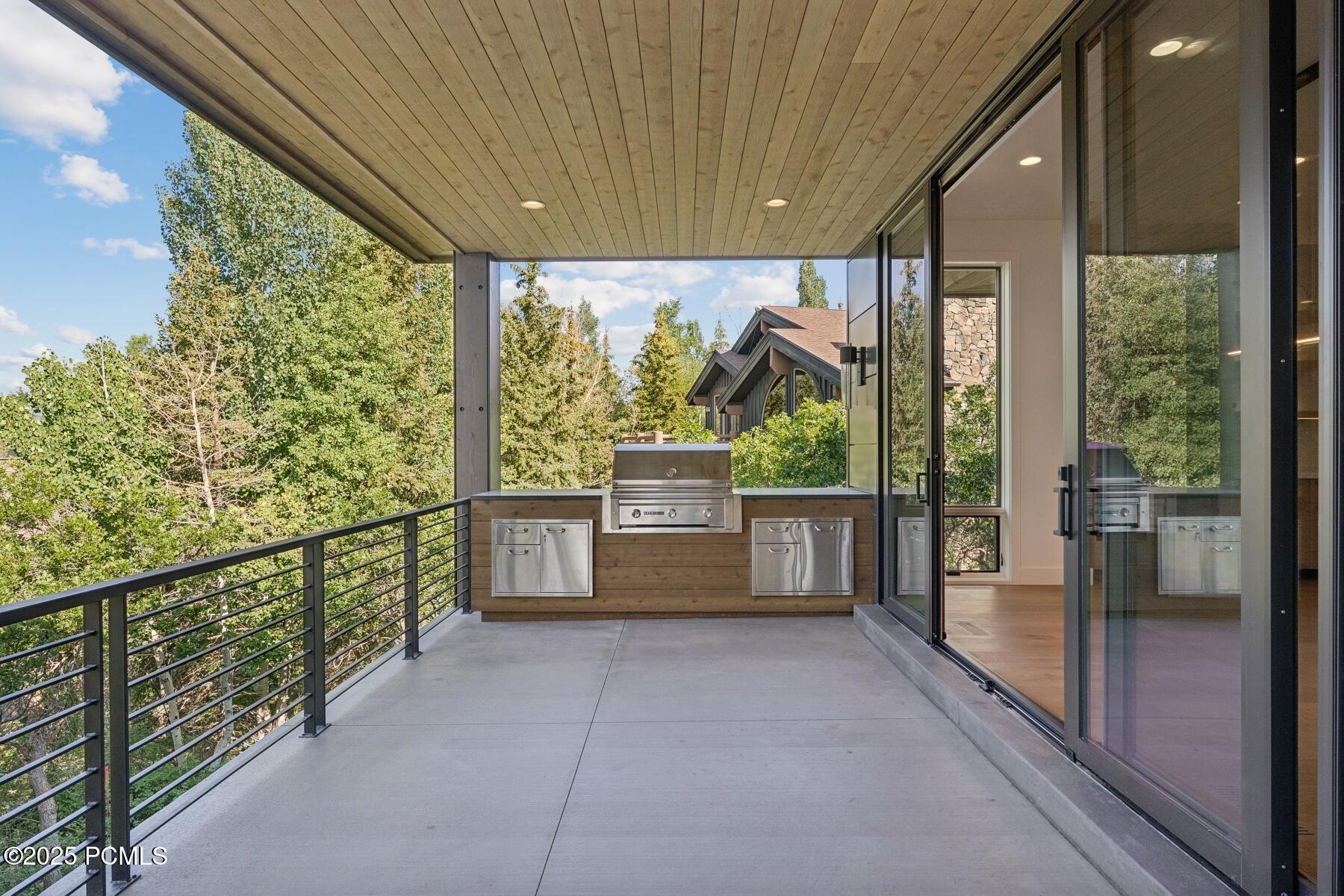 Park City, Utah 84060, United States, 6 Bedrooms Bedrooms, ,7 BathroomsBathrooms,Residential,Active,194819