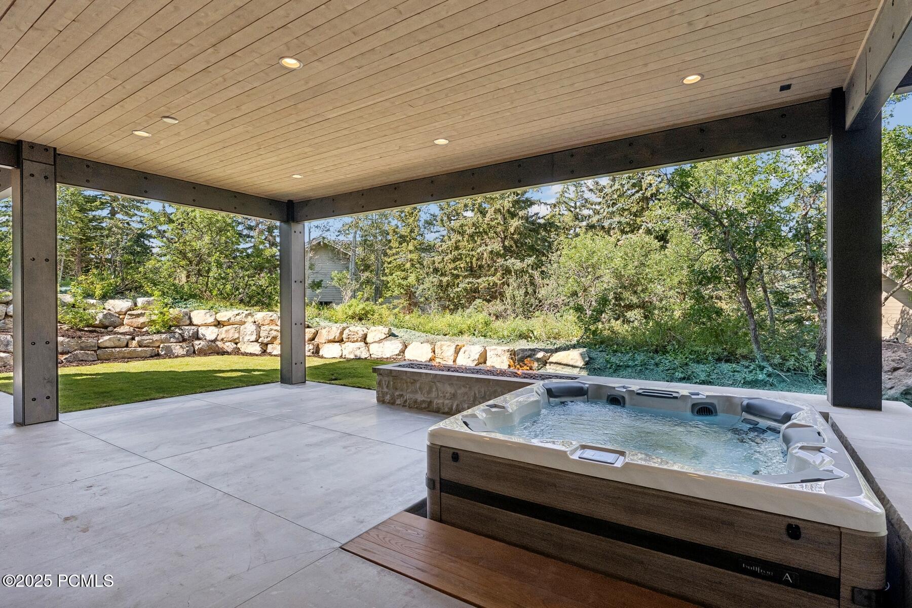 Park City, Utah 84060, United States, 6 Bedrooms Bedrooms, ,7 BathroomsBathrooms,Residential,Active,194819