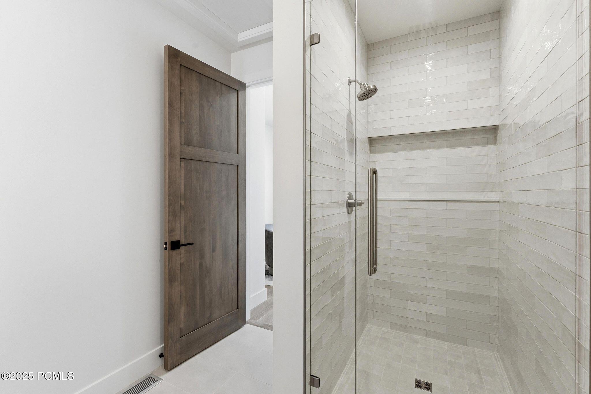 Park City, Utah 84060, United States, 6 Bedrooms Bedrooms, ,7 BathroomsBathrooms,Residential,Active,194819