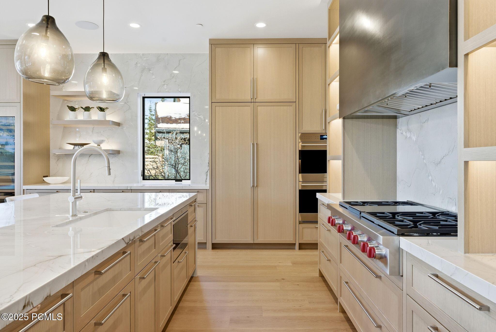 Park City, Utah 84060, United States, 6 Bedrooms Bedrooms, ,7 BathroomsBathrooms,Residential,Active,194819