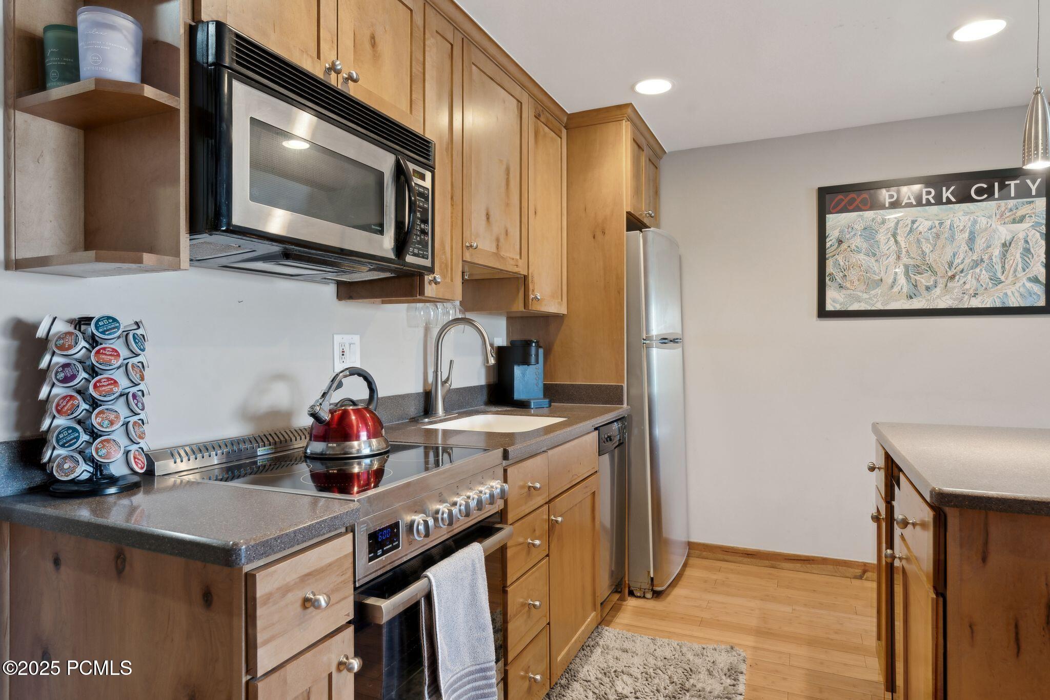 2235 Sidewinder Drive #423, Park City, Utah image 9