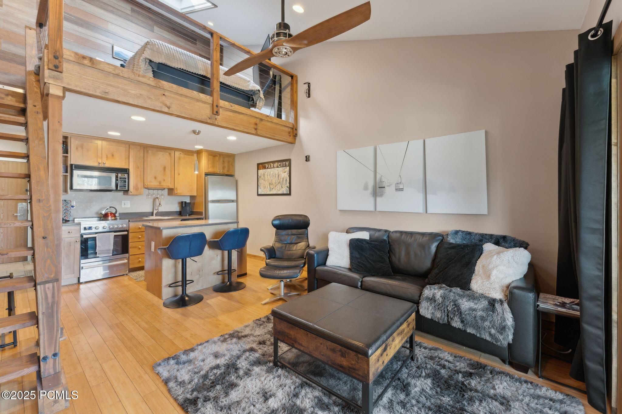 2235 Sidewinder Drive #423, Park City, Utah image 2